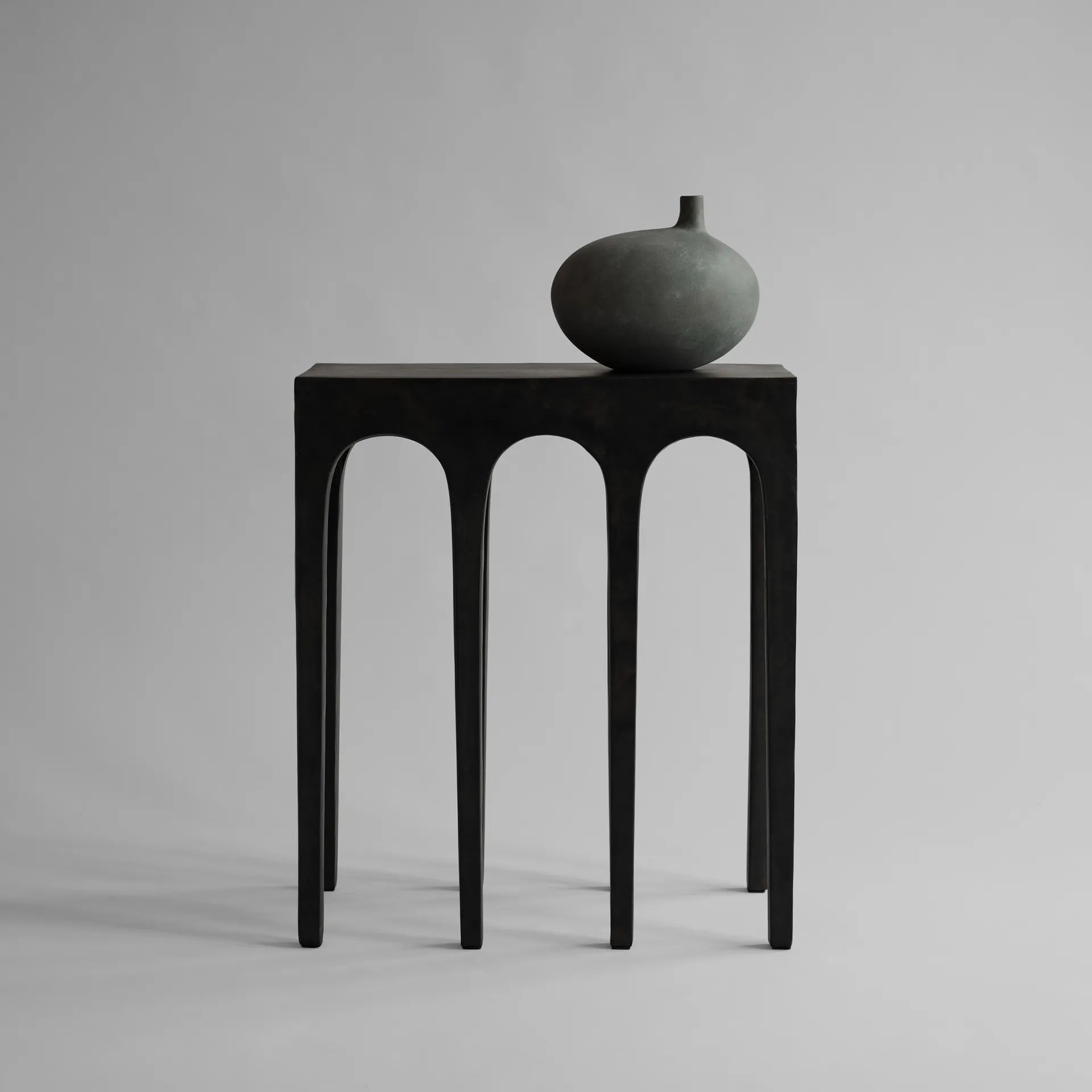 Bow Console Tisch 70,5 x 80 cm, Coffee 101 Copenhagen
