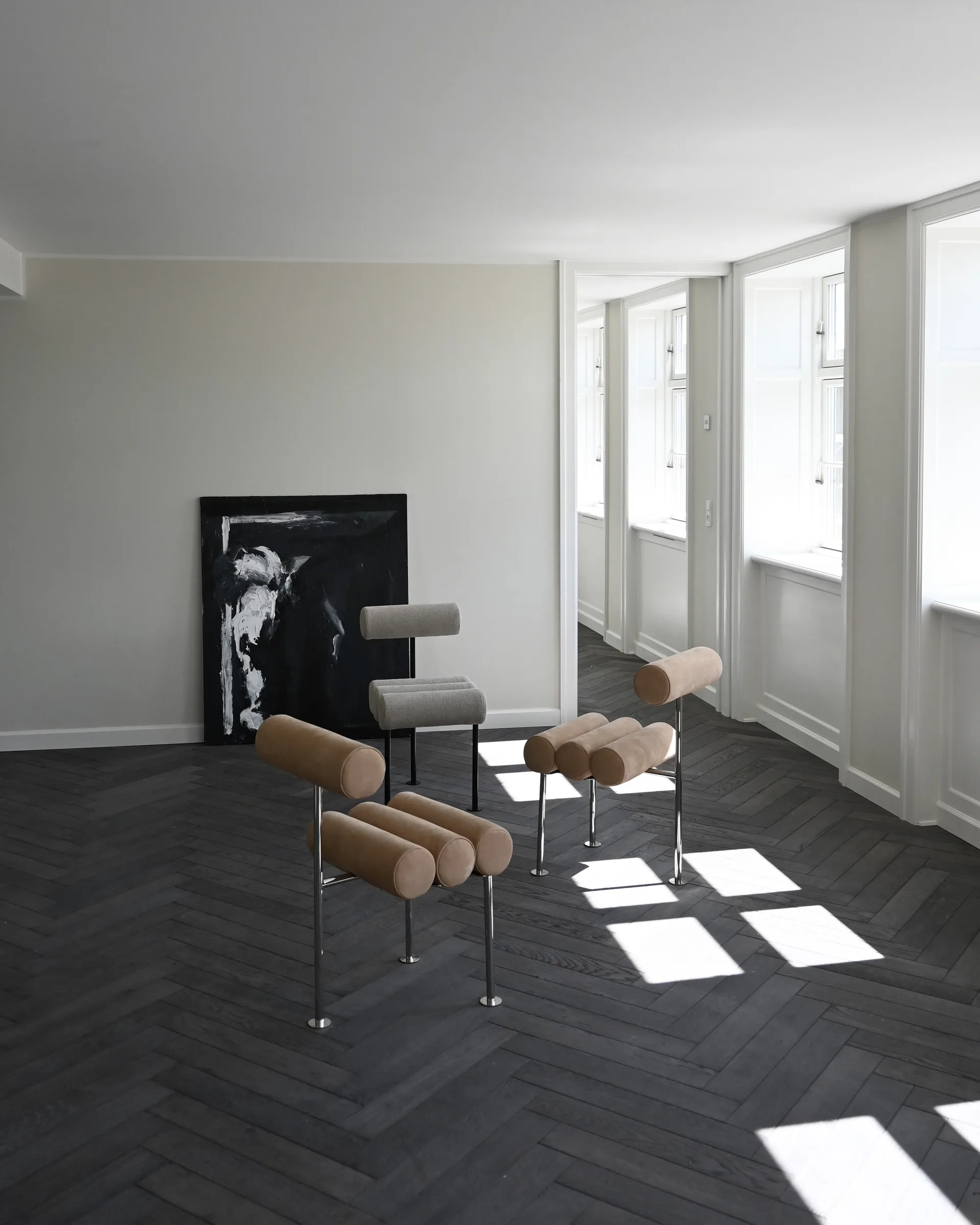 Hiro Dining Chair Stuhl, Black frame-Sand 101 Copenhagen