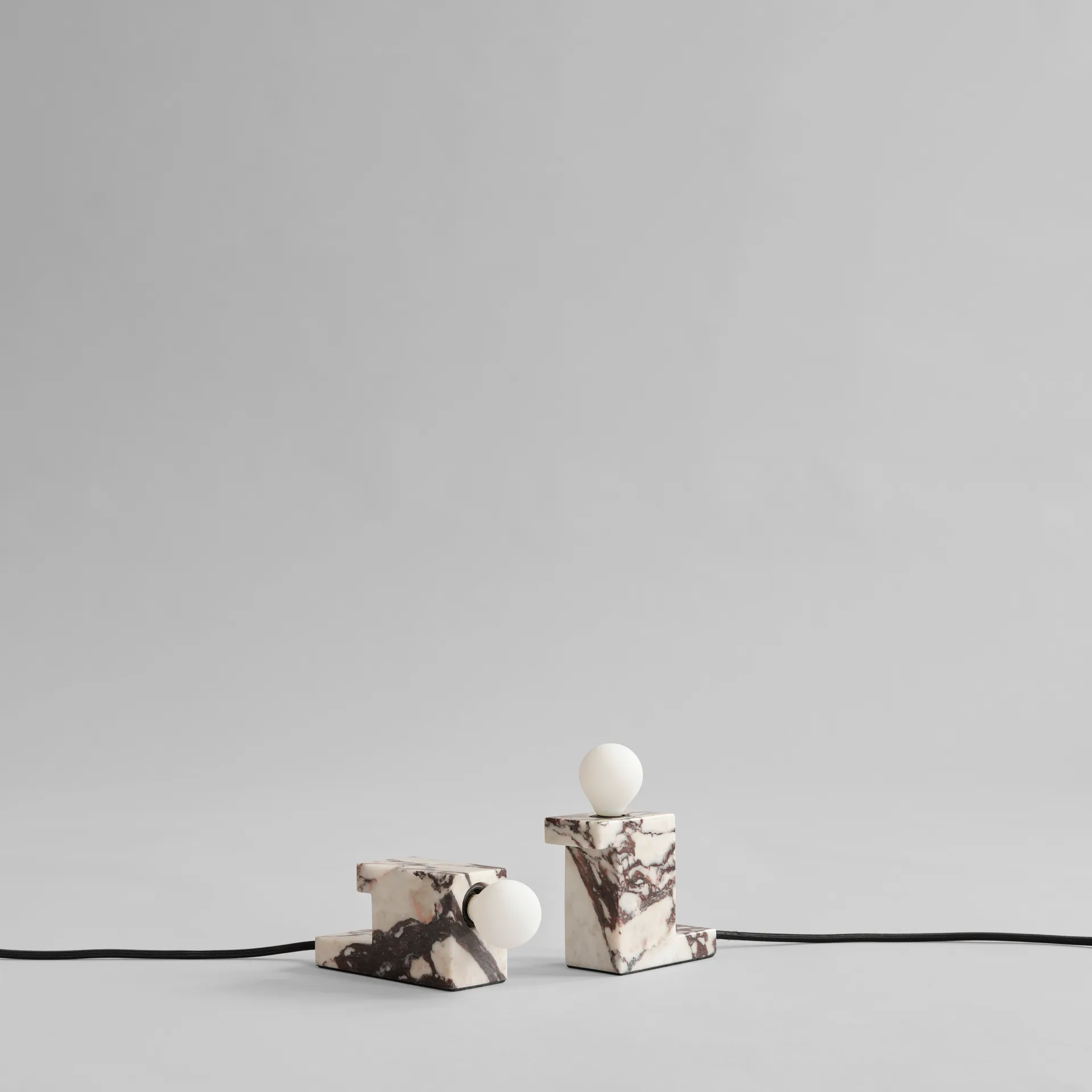 Tablett niedrige Leuchte 8 x 14 cm, Calacatta 101 Copenhagen