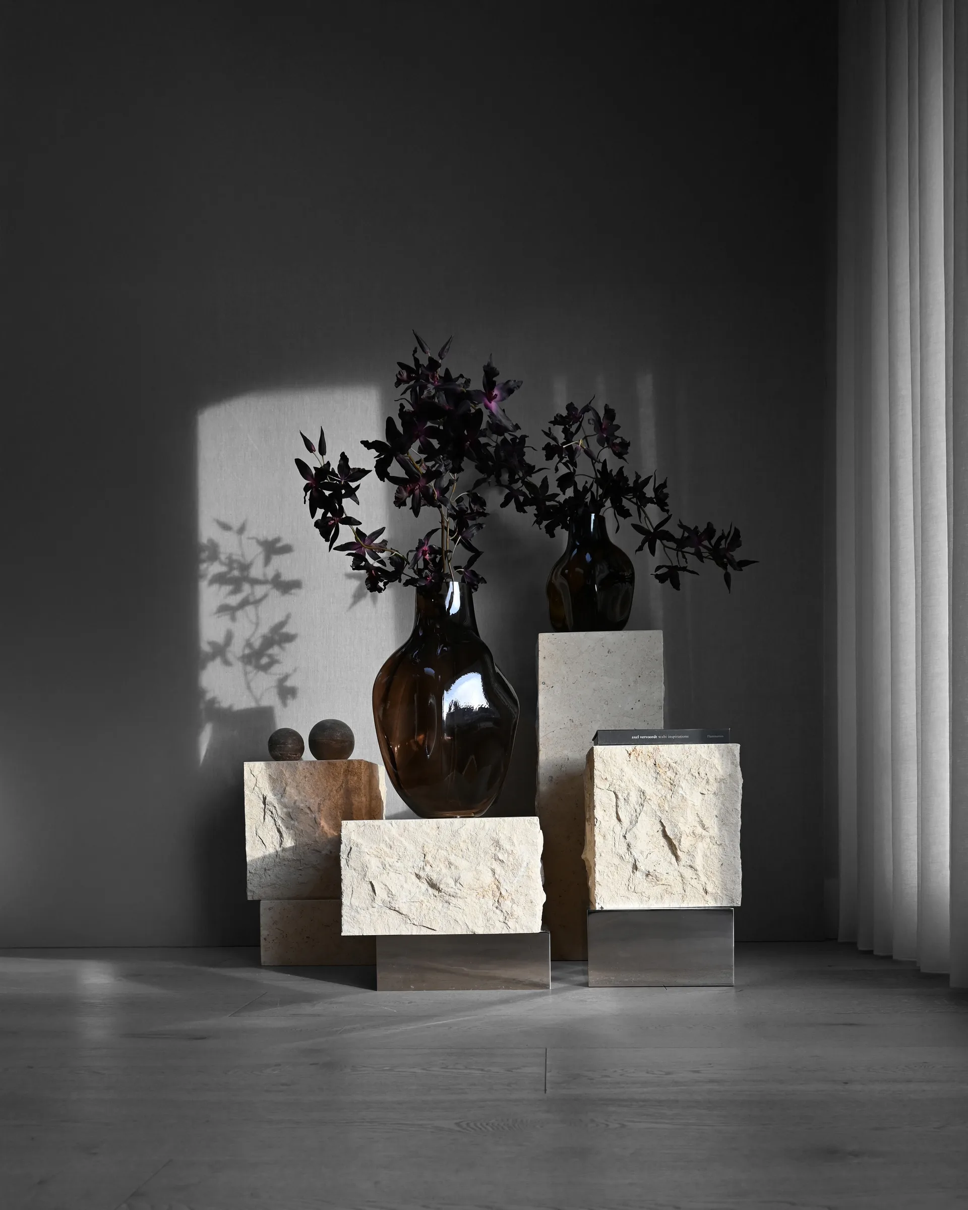 Temple Beistelltisch tall 50x33 cm, Chrome-limestone 101 Copenhagen