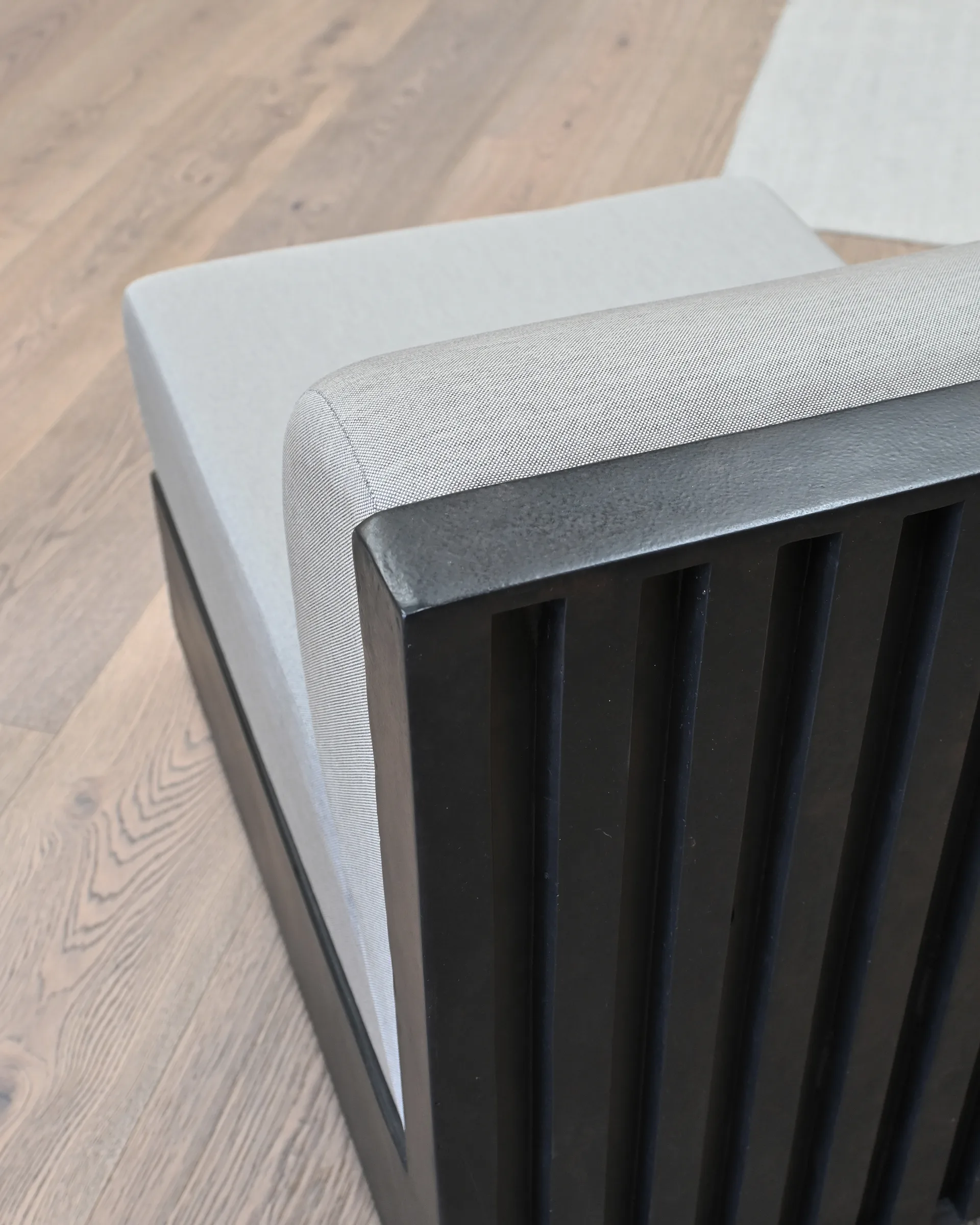 Tribu Lounge Chair Sessel, Coffee 101 Copenhagen