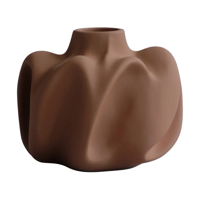 Wabi Mini Vase 15 cm, Almond 101 Copenhagen