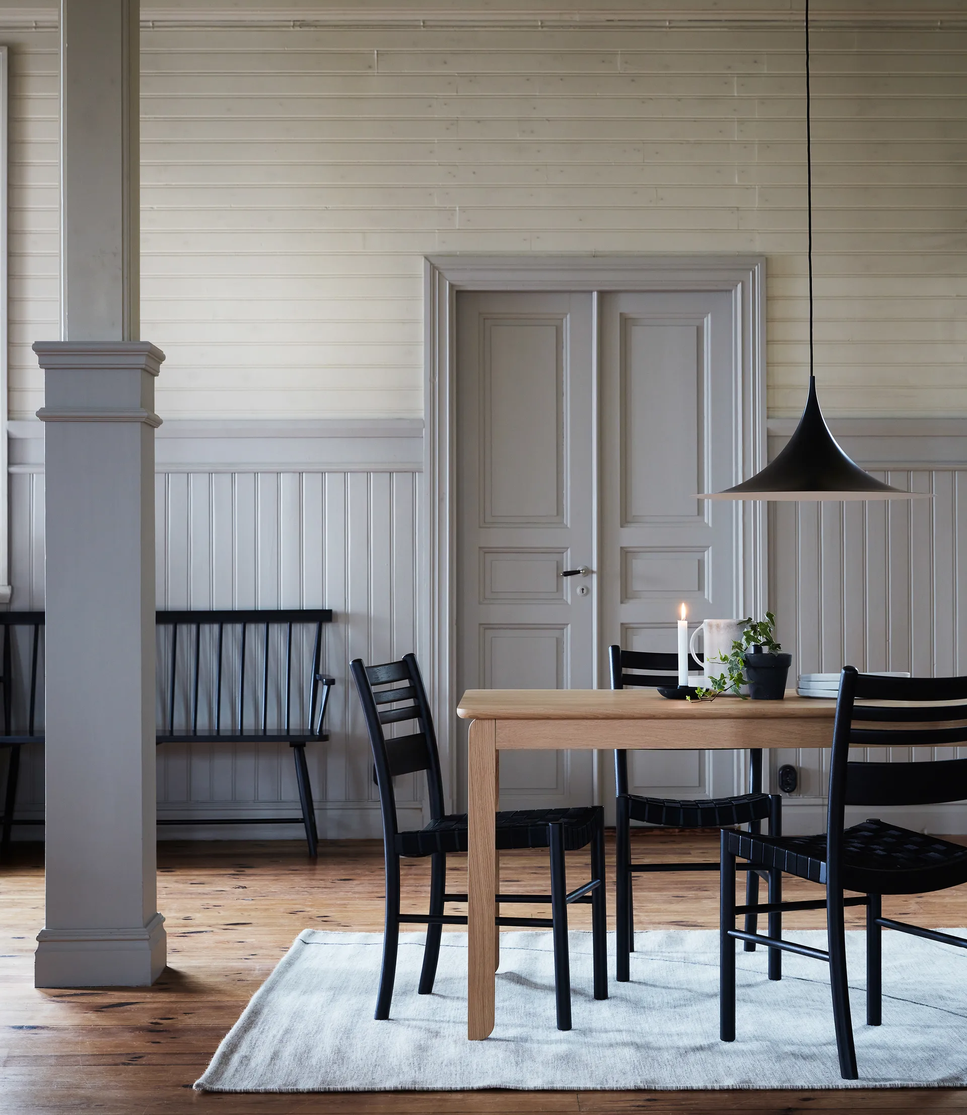 Alfred Esstisch 90 x 220cm, Eiche weiß pigmentiert 1898