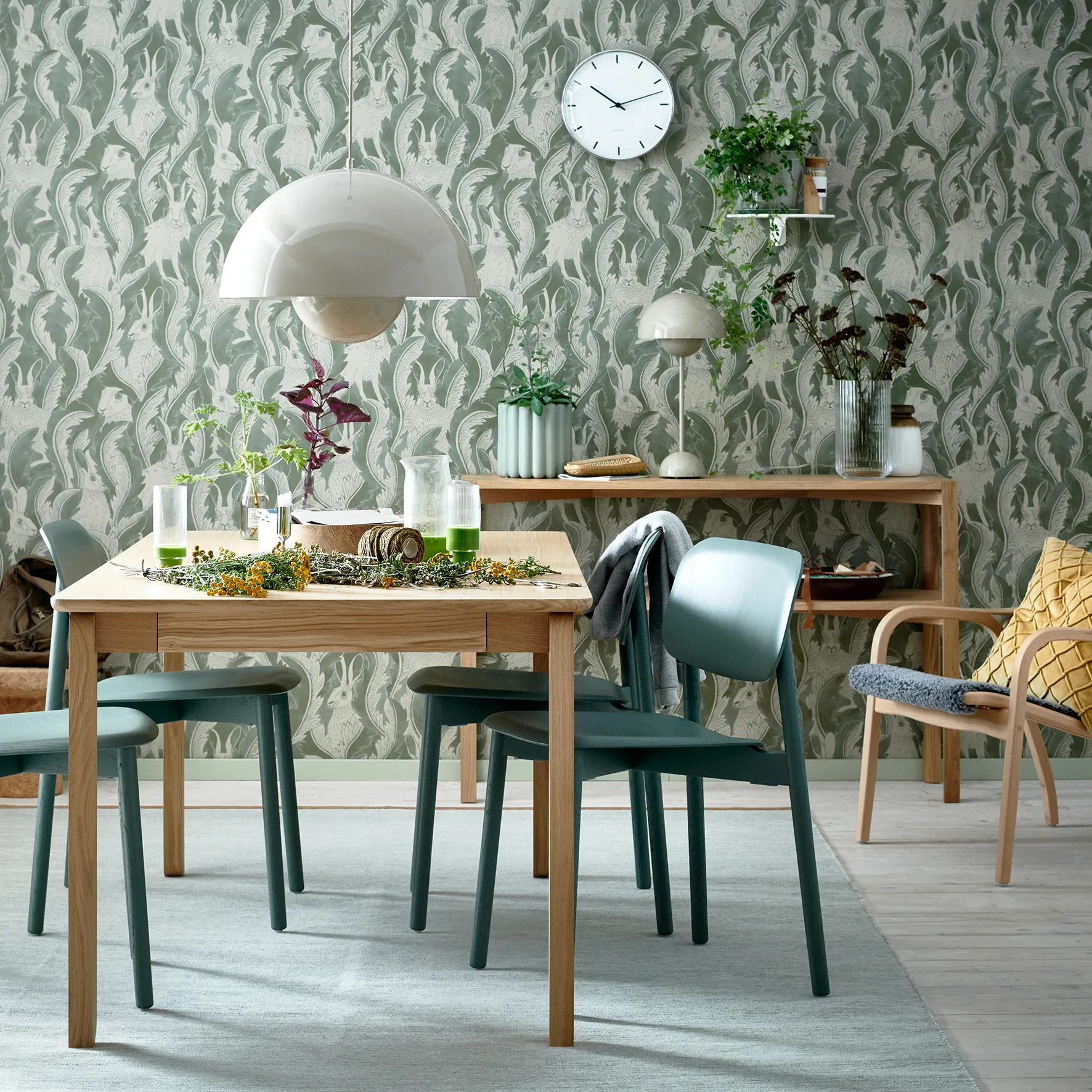 Anton Beistelltisch 35 x 125cm, Eiche weiß pigmentiert 1898