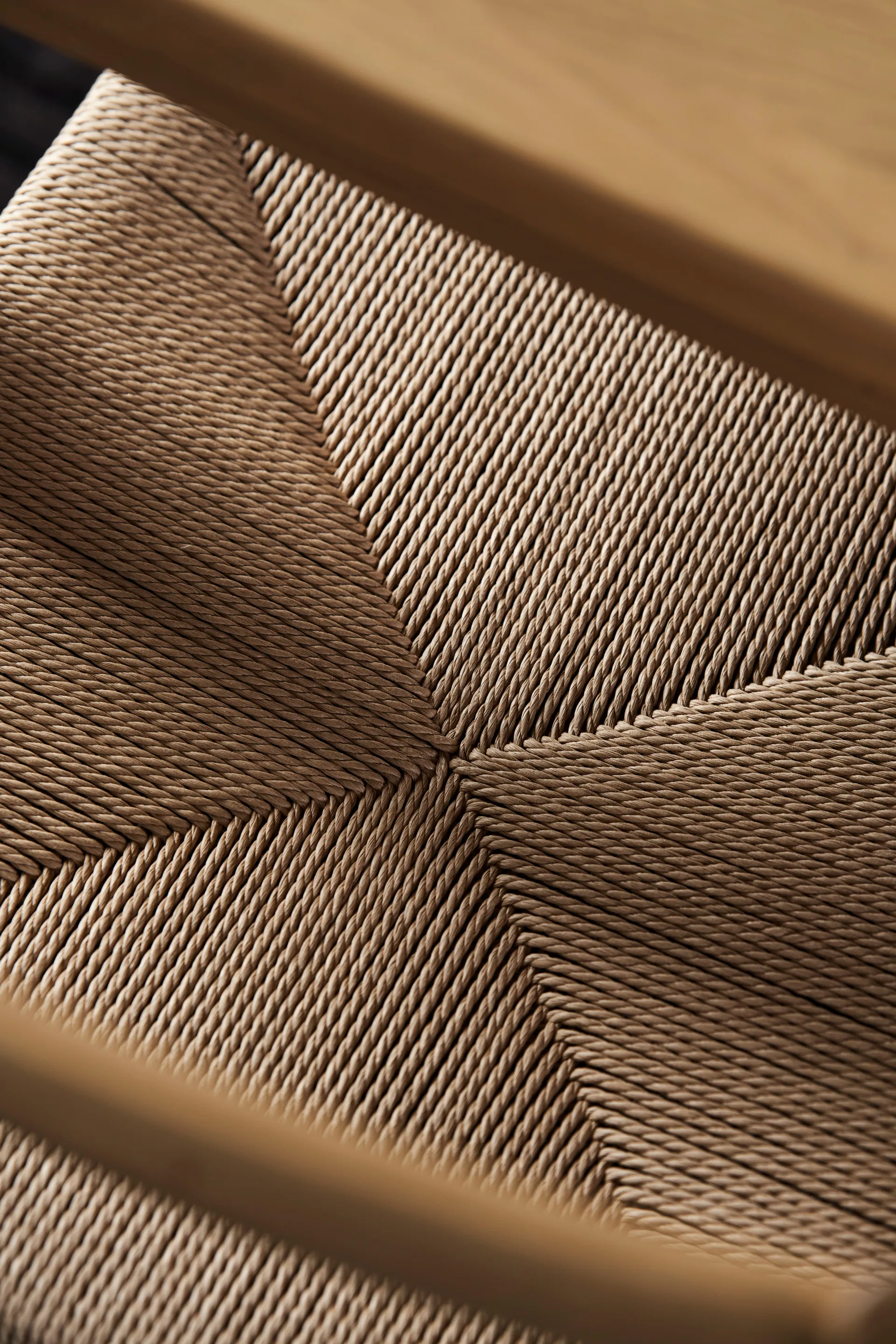 Fridhem Esszimmerstuhl, Papercord-laquered oak 1898