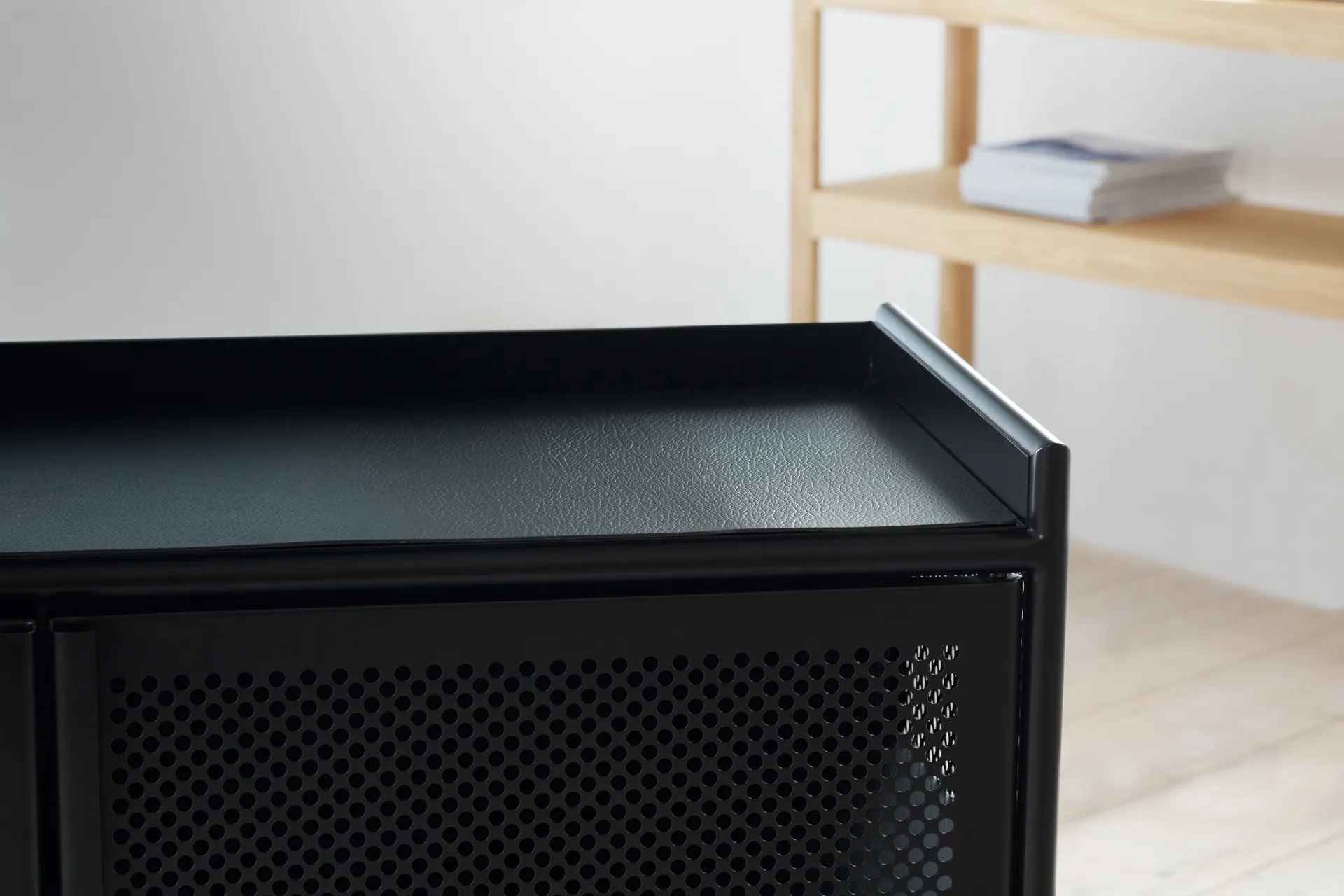 Hissö Beistelltisch, Schwarz 1898