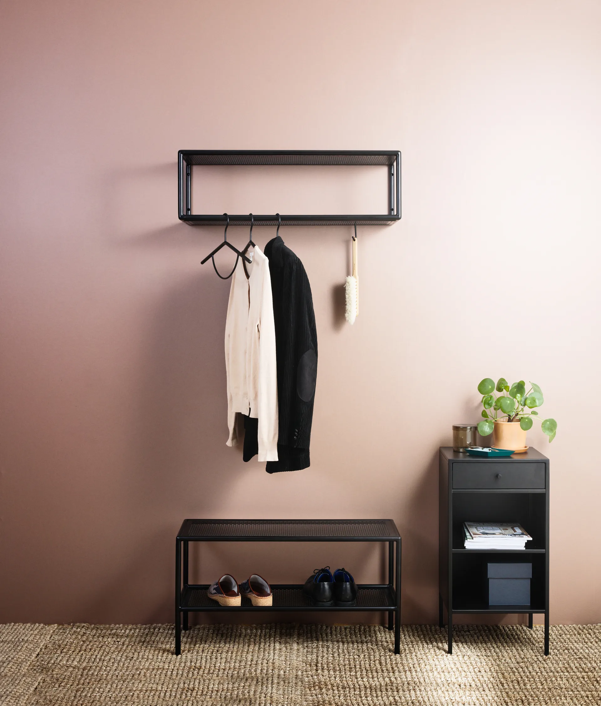 Hissö Hutablage mit 6 Haken, Schwarz 1898