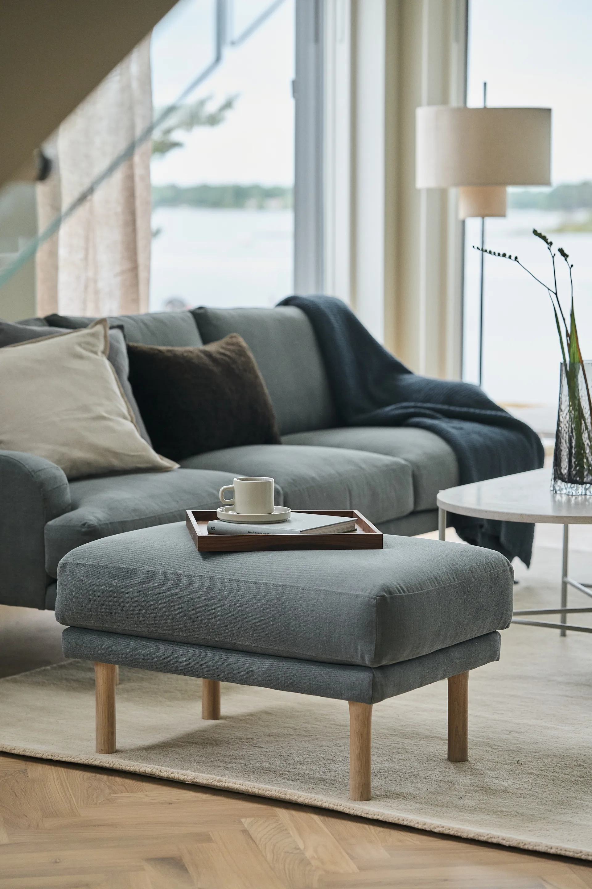 Lidnäs Fußhocker, Caleido dunkelgrau 1898