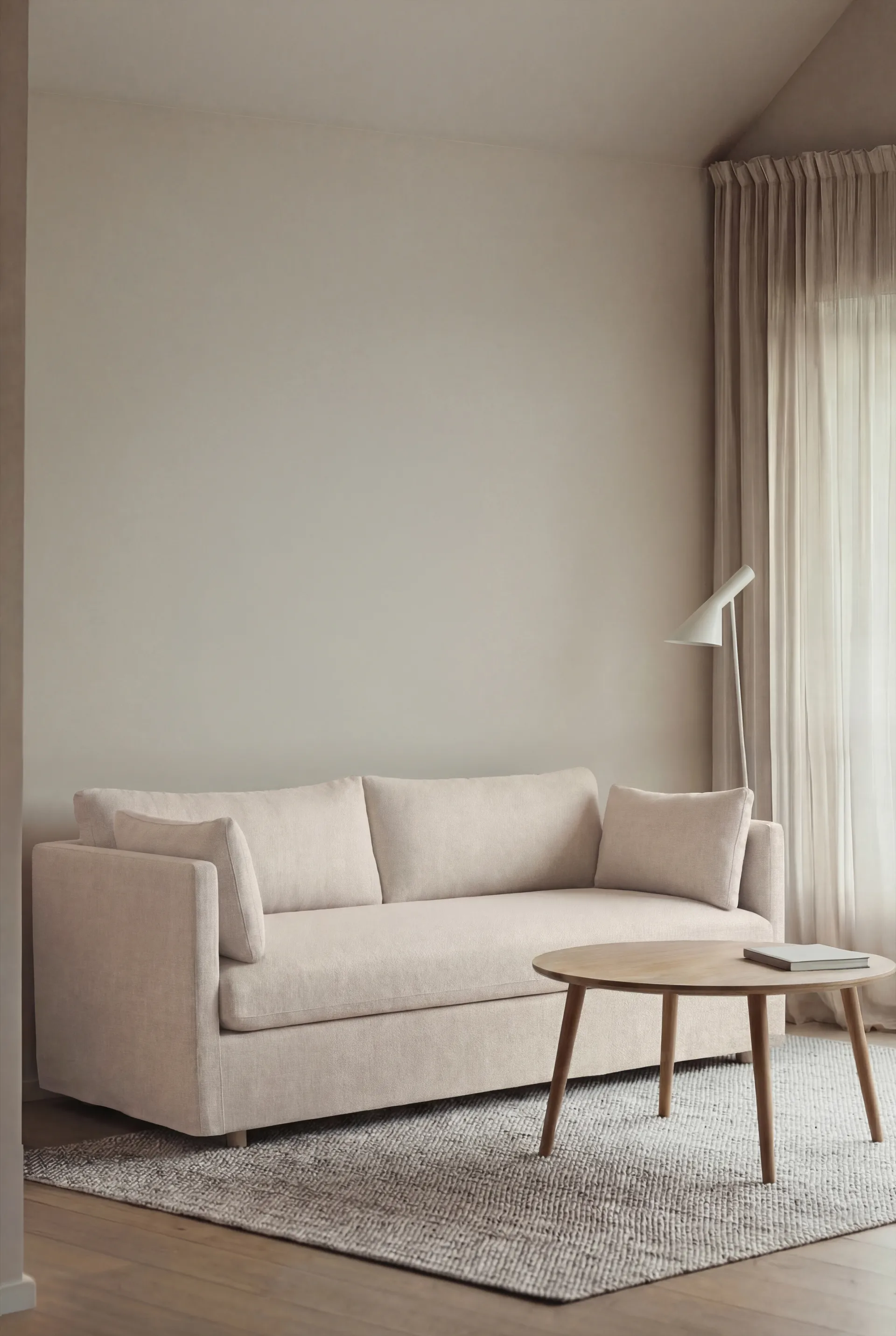 Linnevik Sofa, Caleido Beige 9600-Eiche weiß geölt, 2-sitzig, mit Volant 1898