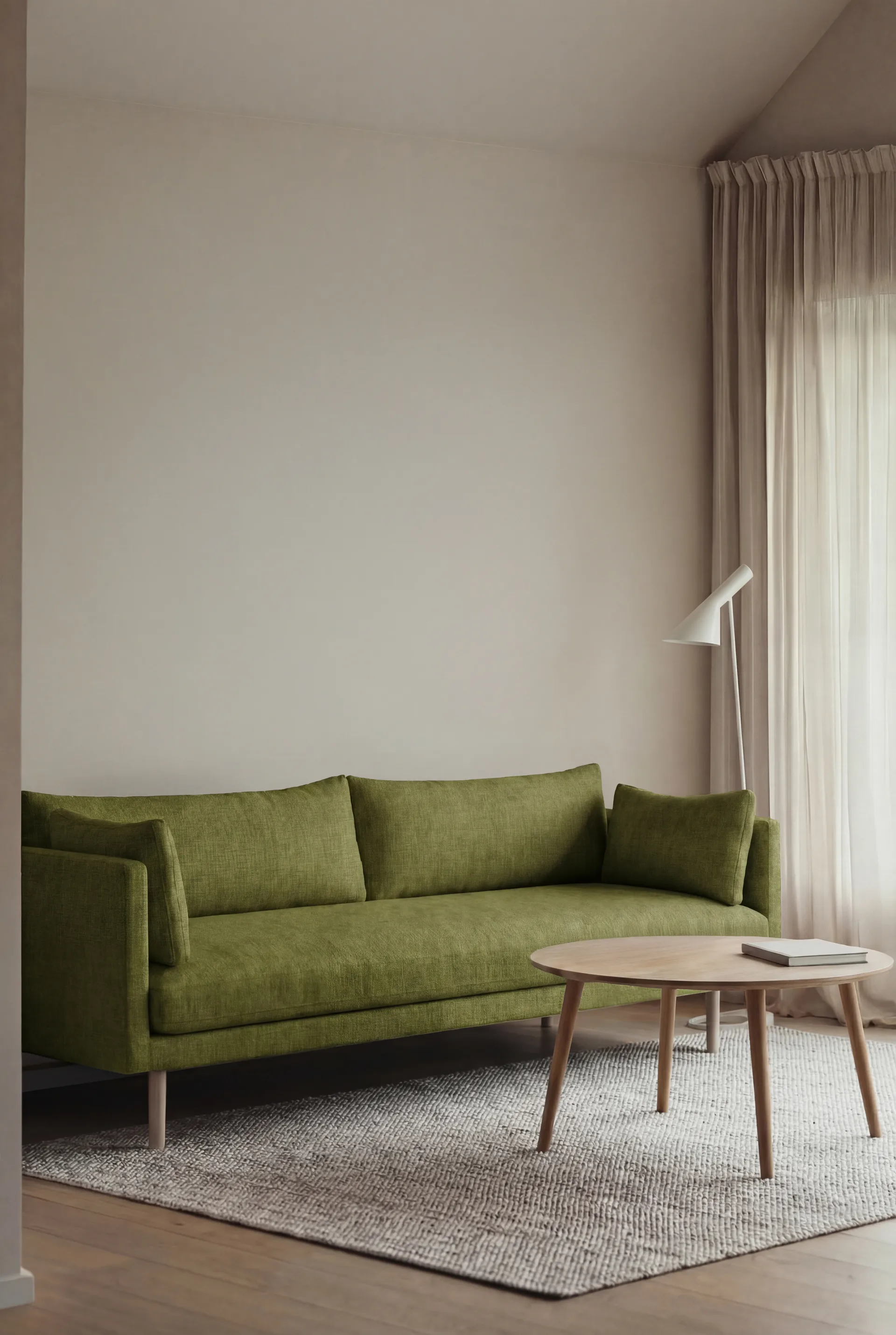 Linnevik Sofa, Luiza Green 3975-Eiche weiß geölt, 4-sitzig, ohne Volant 1898