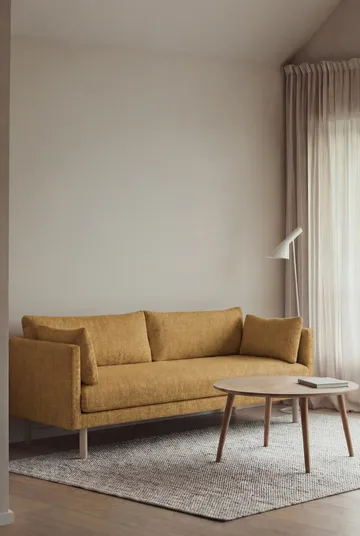 Linnevik Sofa - Luiza Mustard 3972-Eiche weiß geölt, 3-sitzig, ohne Volant - 1898