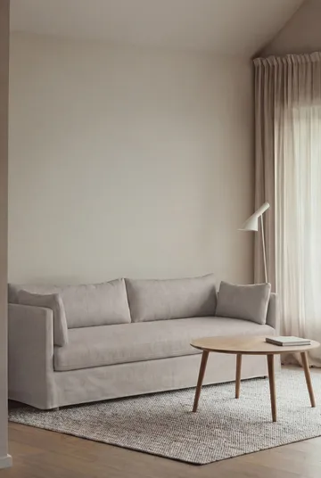 Linnevik Sofa - Same Grey 6673-Eiche weiß geölt, 4-sitzig, mit Volant - 1898