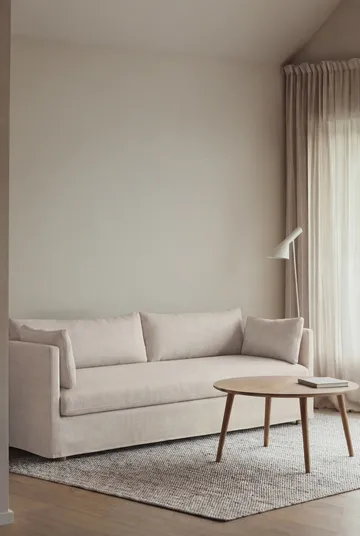 Linnevik Sofa - Same Off White 6671-Eiche weiß geölt, 4-sitzig, mit Volant - 1898