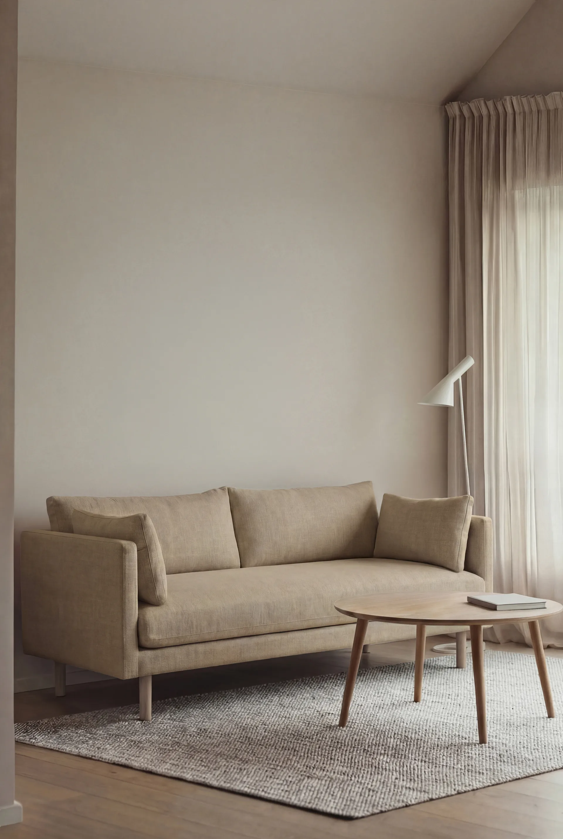 Linnevik Sofa, Same Sand 6672-Eiche weiß geölt, 2-sitzig, ohne Volant 1898