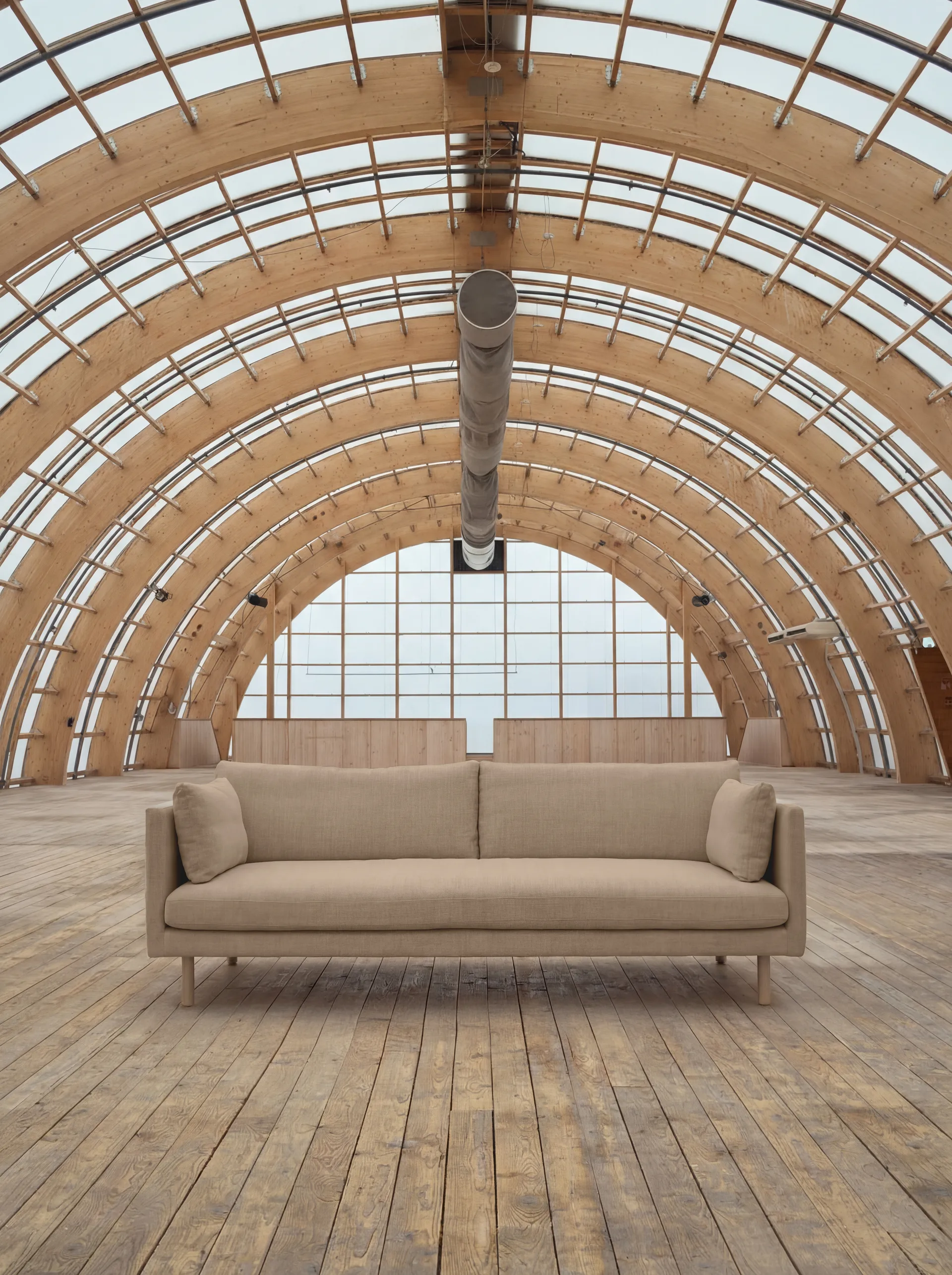 Linnevik Sofa, Same Sand 6672-Eiche weiß geölt, 4-sitzig, ohne Volant 1898