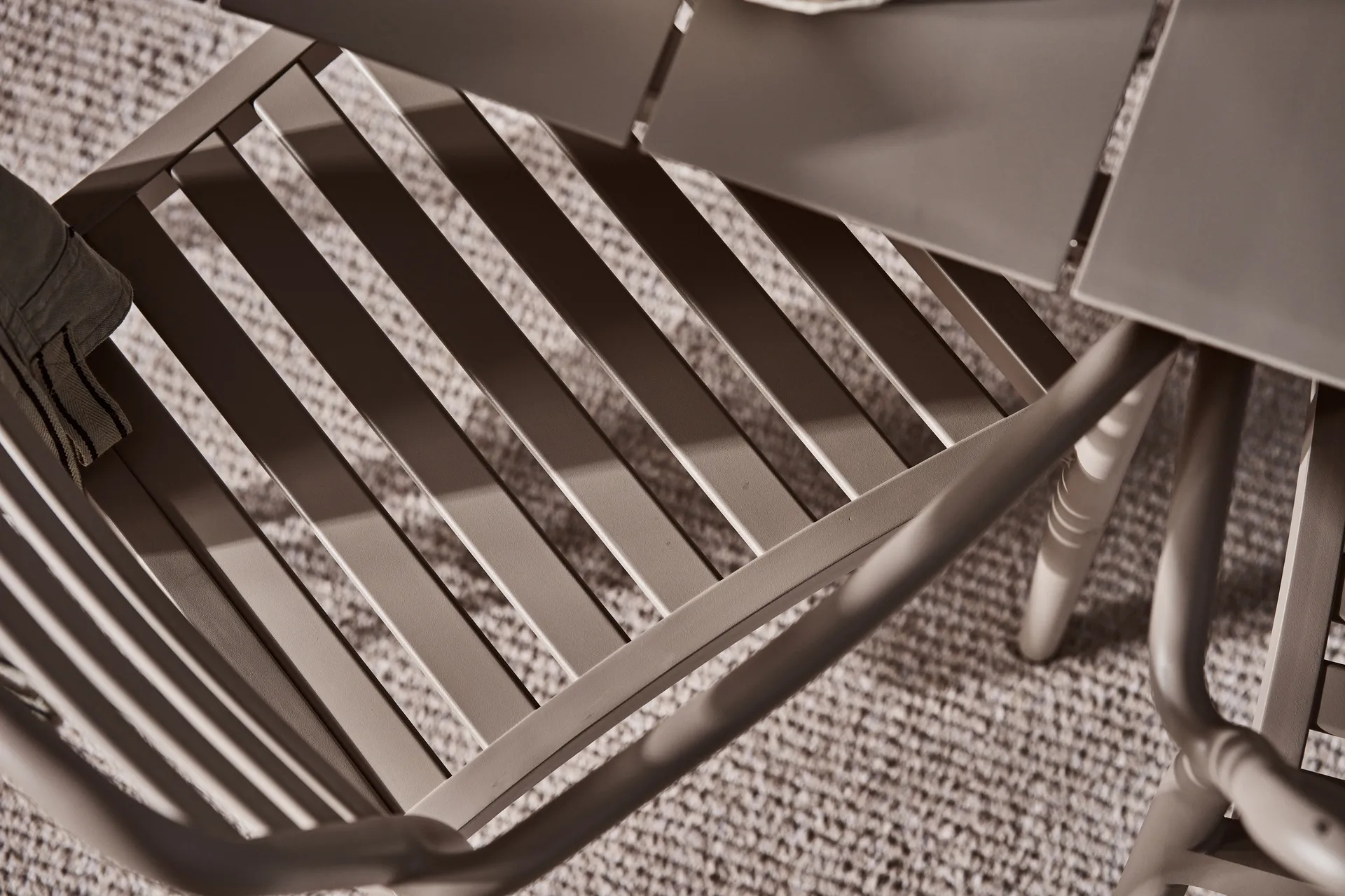 Messina Armlehnstuhl, Taupe 1898