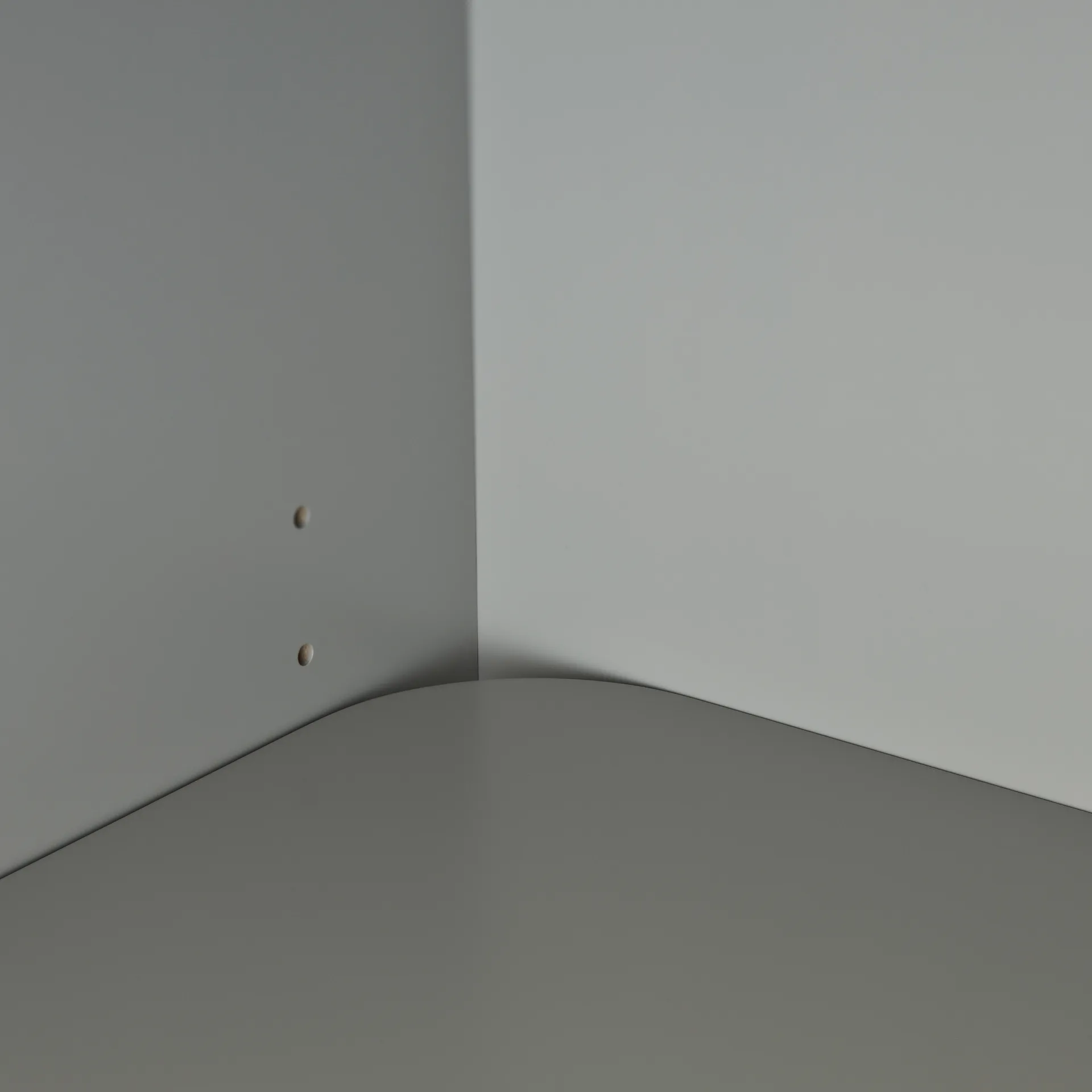 Vidja Schrank, Grau lackiert, niedrig, überdachte Türen 1898