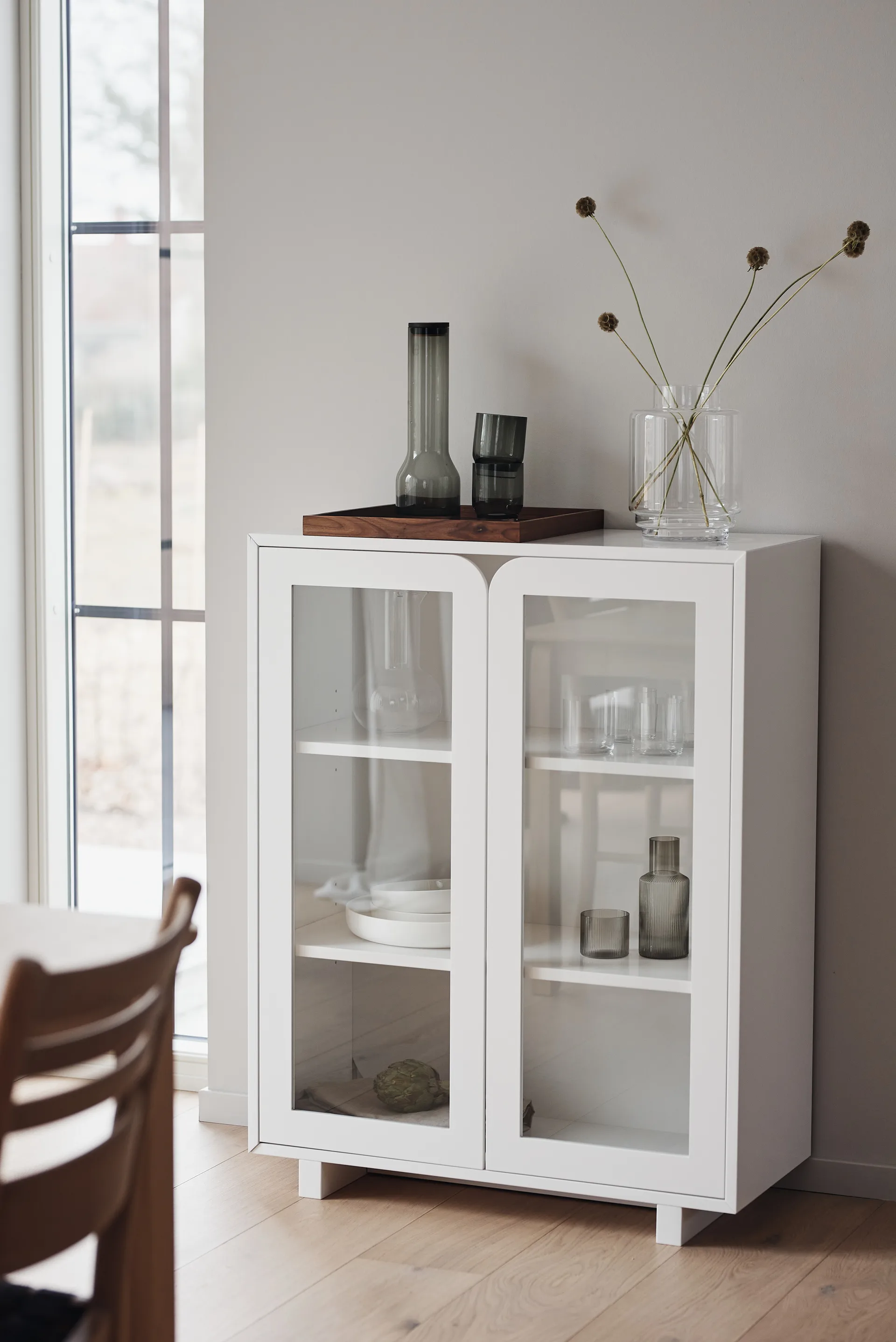 Vidja Vitrinenschrank niedrig, White 1898