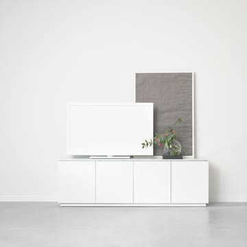 Beam Sideboard - Weiß lackiert, Sockel Eiche geölt - A2