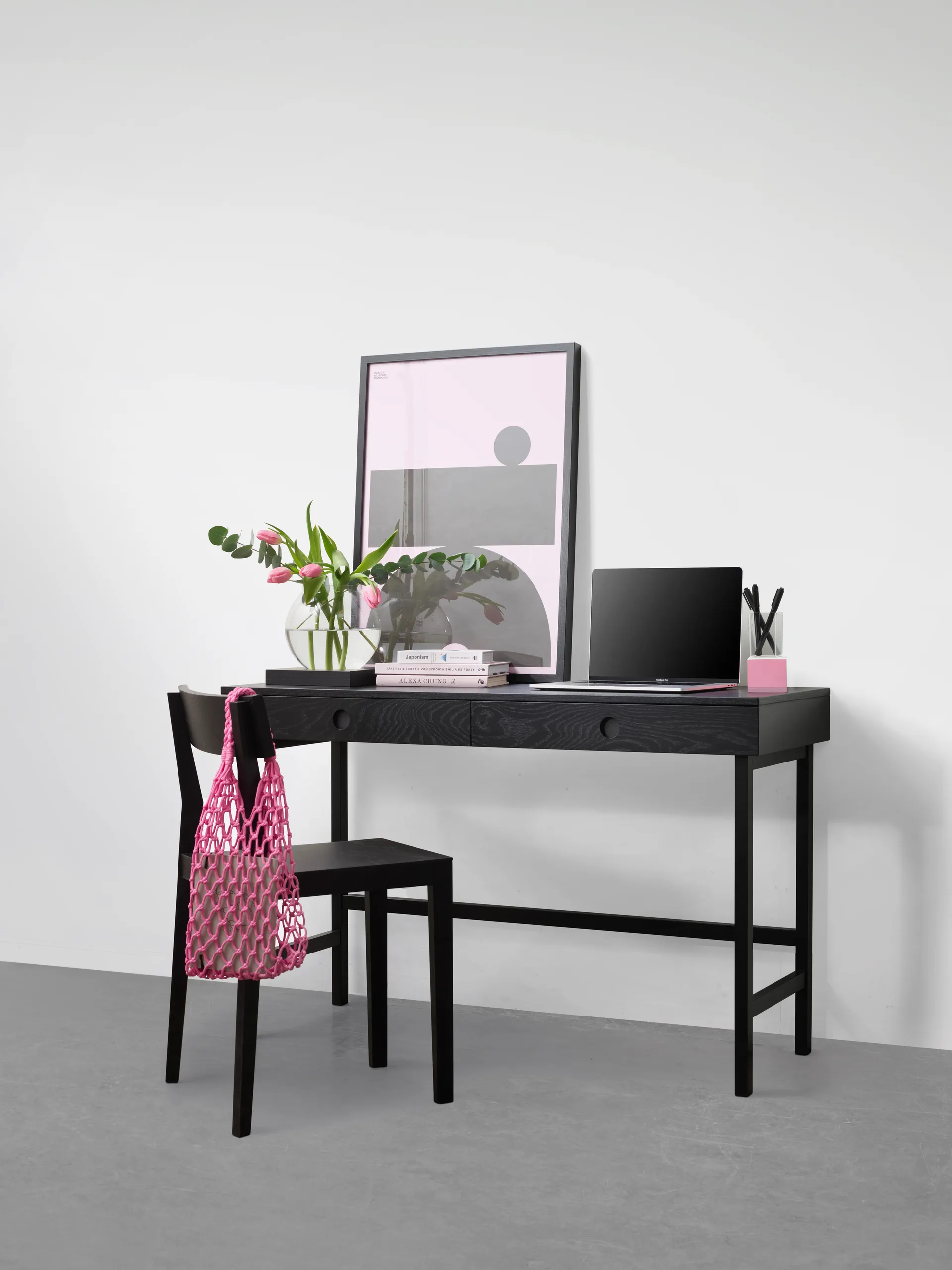 Mind Schreibtisch, Schwarz gebeizte Eiche, 118x74x44 cm A2