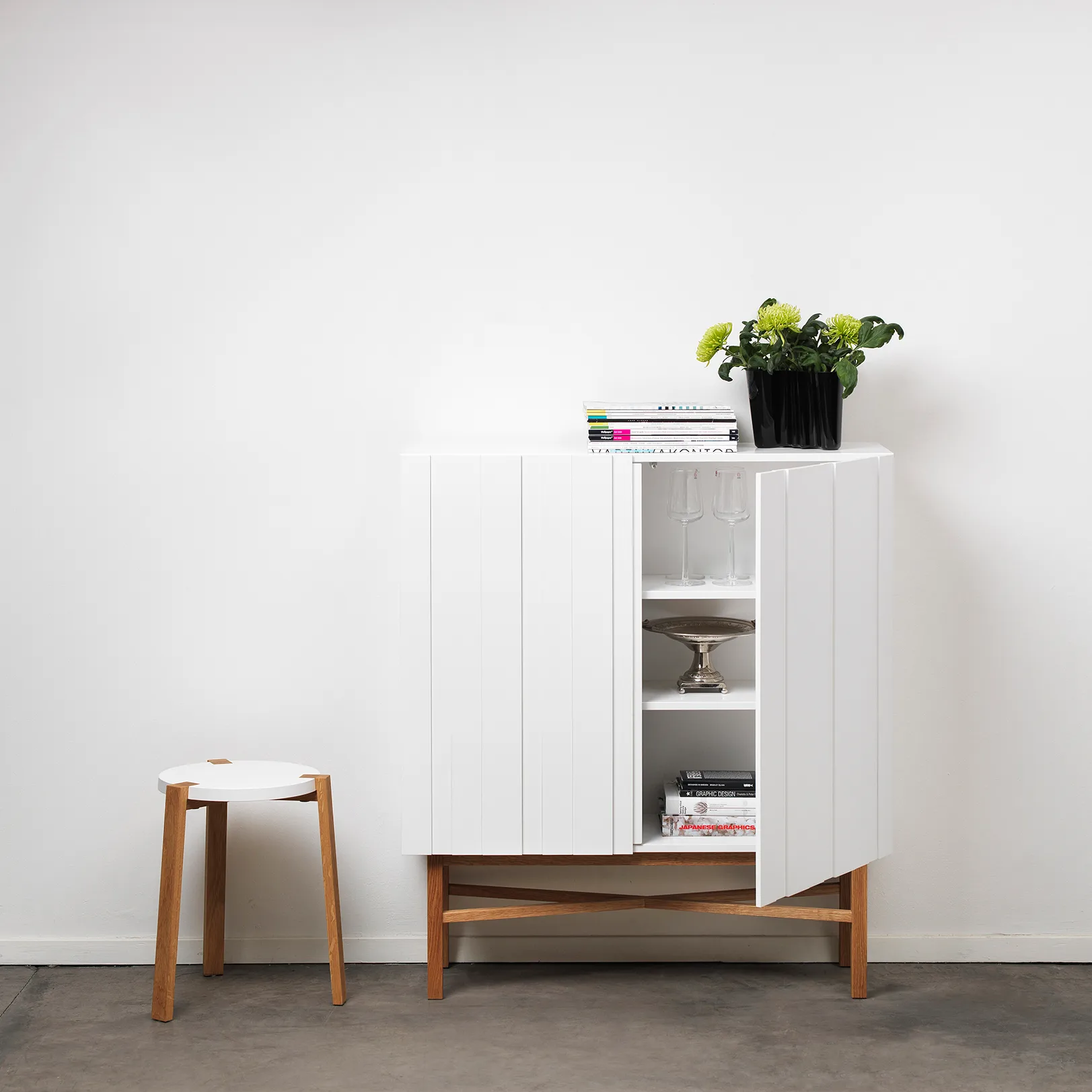 White Cabinet Kommode, Eiche A2
