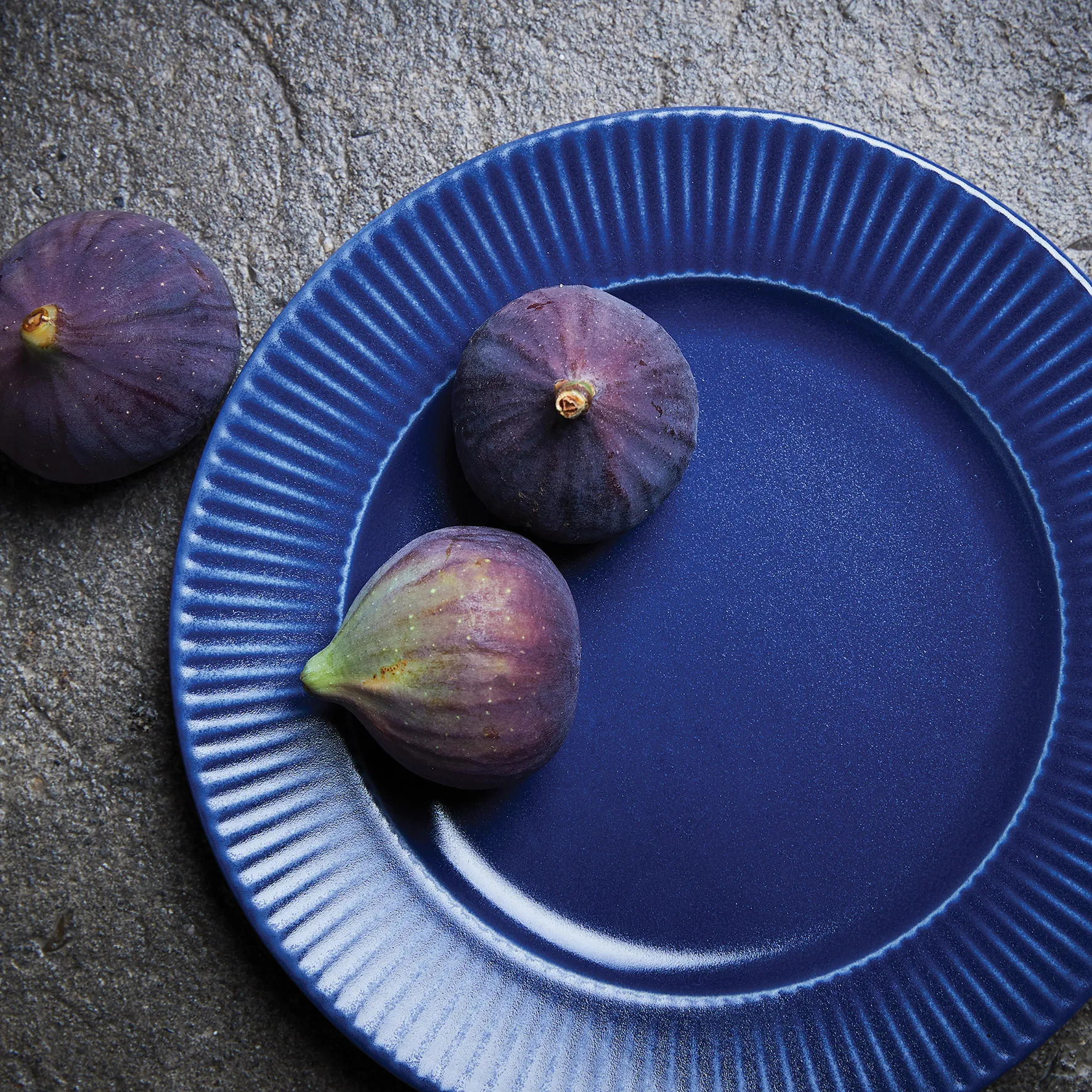 Groovy Teller Ø 21cm, Blau Aida