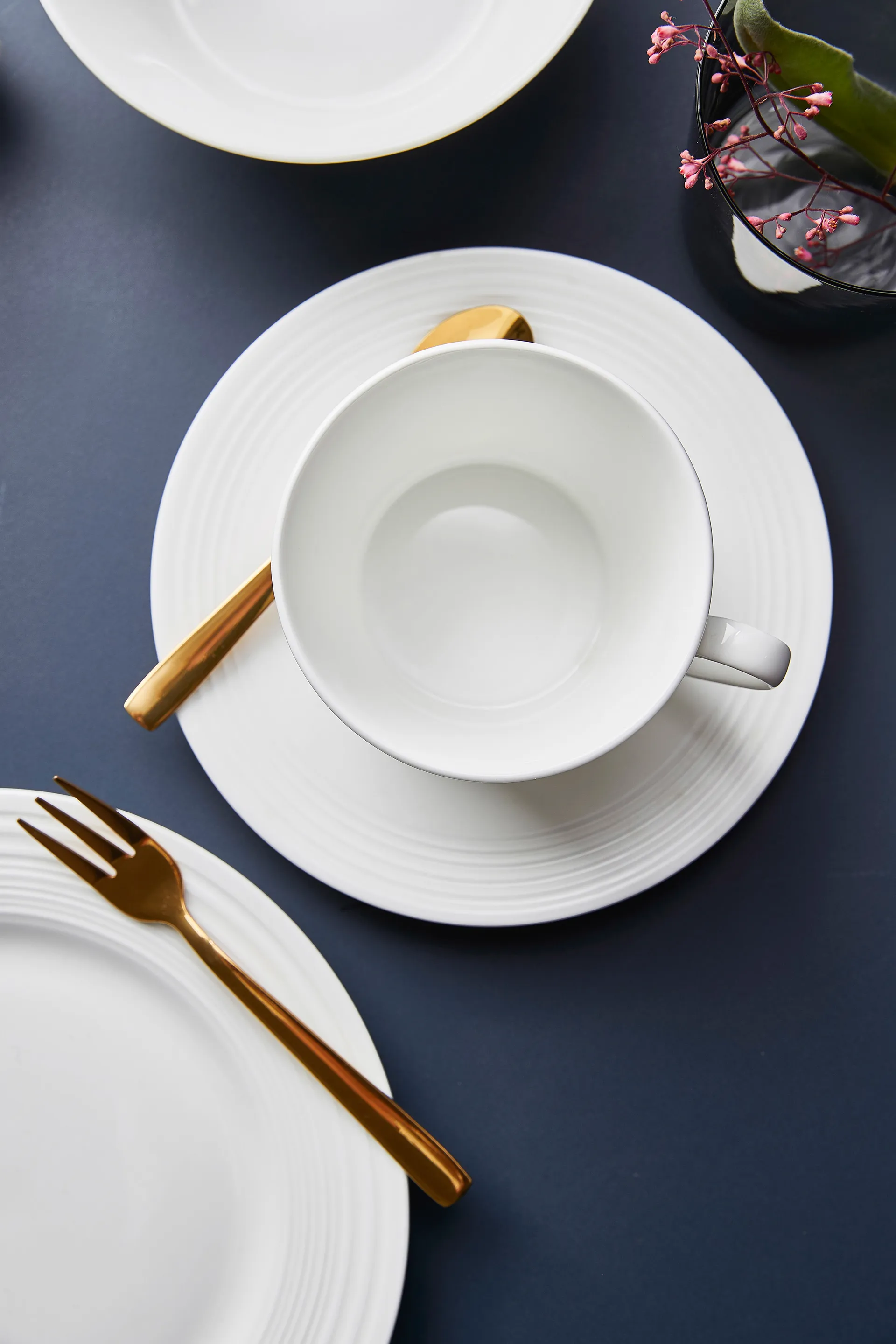 Raw Besteckset 60 Teile, Gold Aida