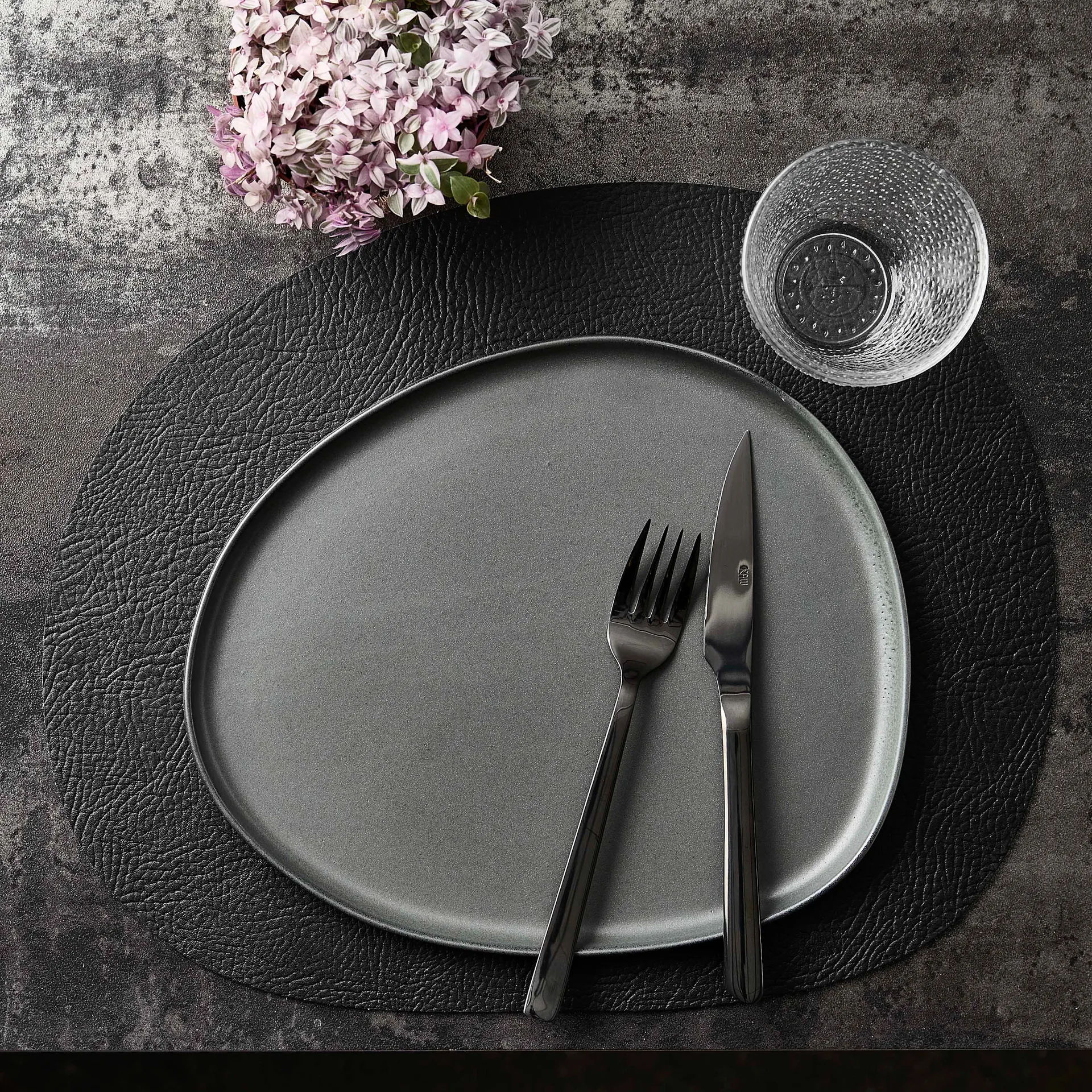 Raw Organic Teller 29 x 25cm, Northern Green Aida