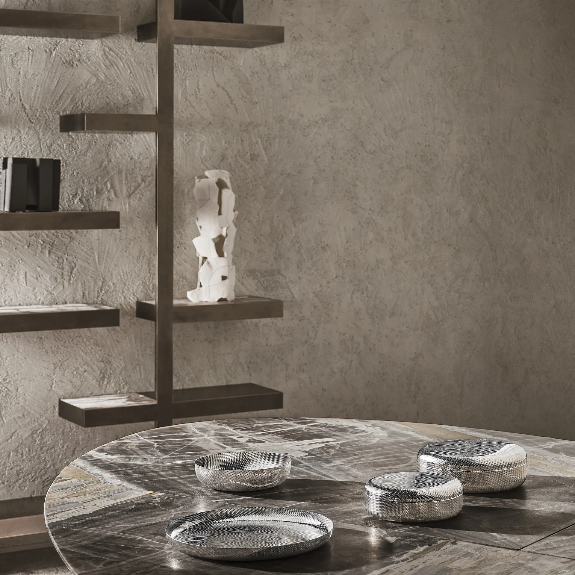 Extra ordinary texture Tablett, Ø35cm Alessi