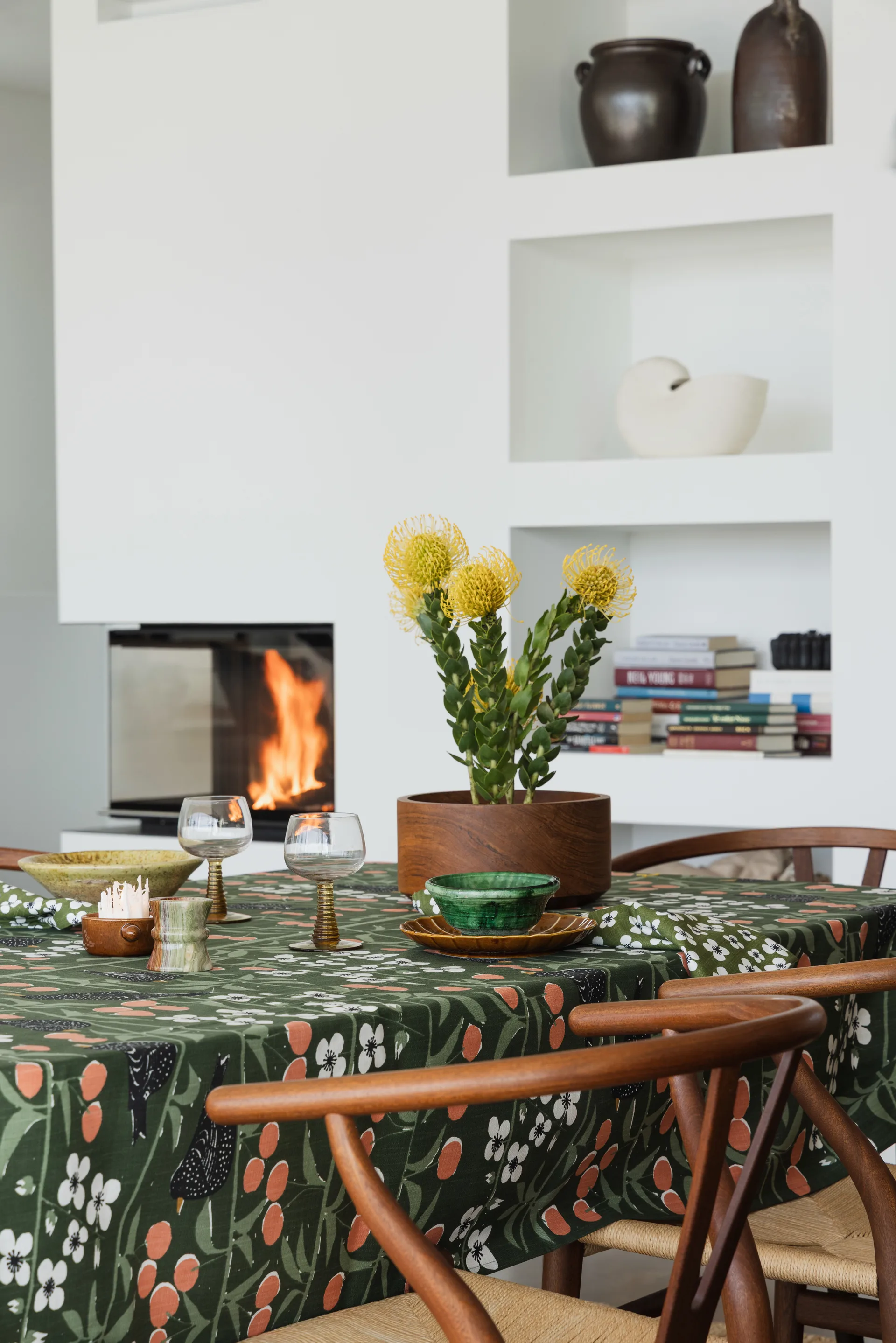 Kirschgarten Tischdecke, Dunkelgrün, 145x250 cm Almedahls