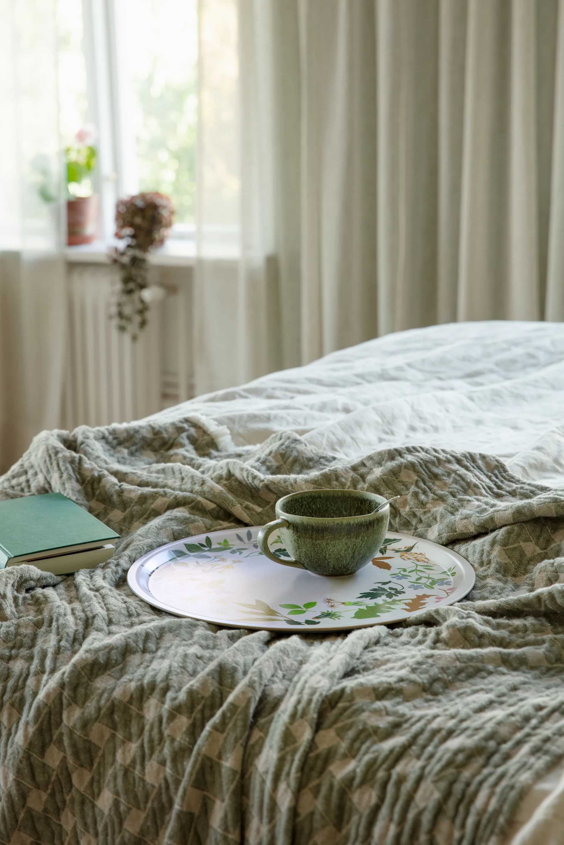 Korg Decke  170x120 cm, Grün-beige Almedahls