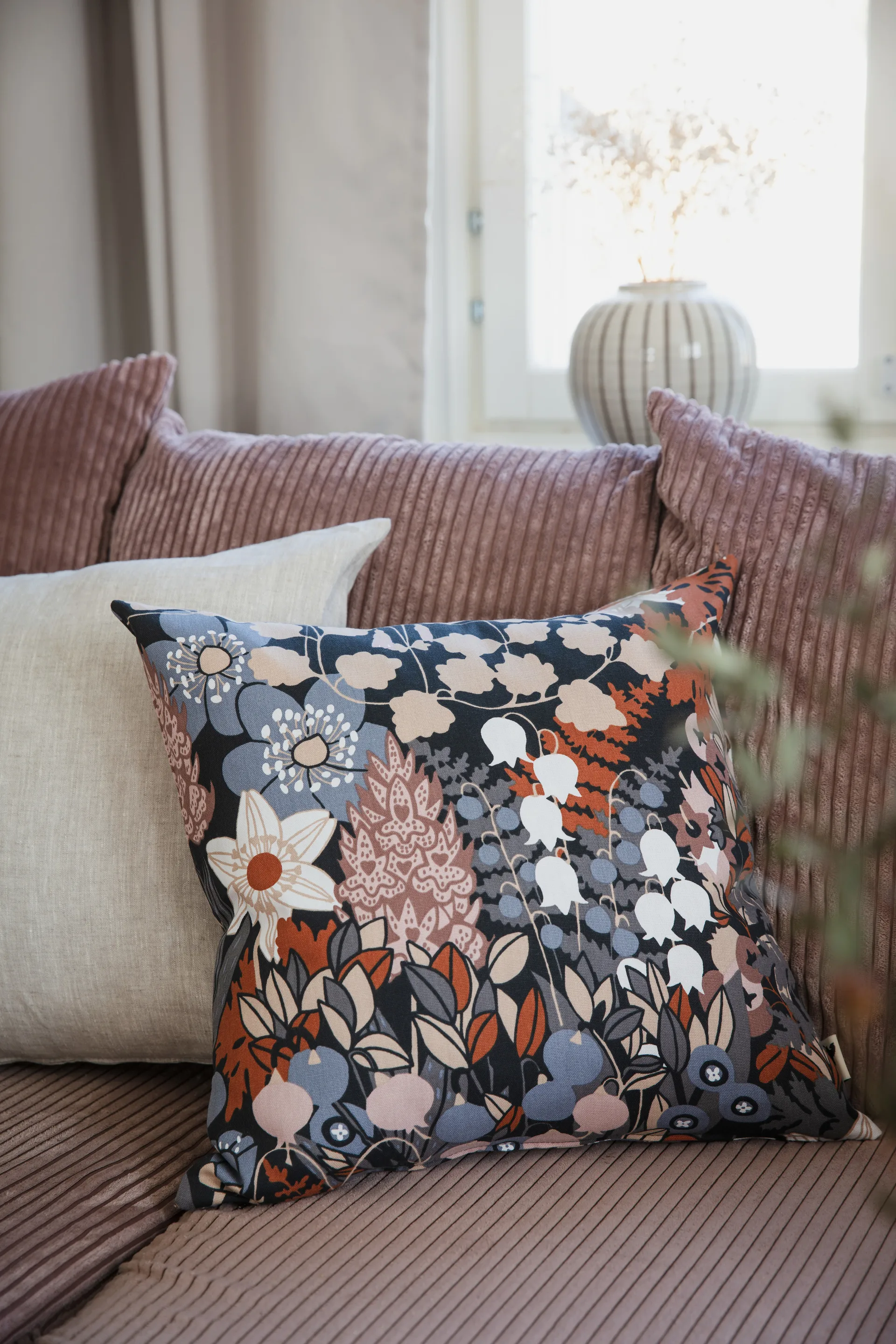 Skogen Kissenbezug 47 x 47 cm, Blau-braun Almedahls