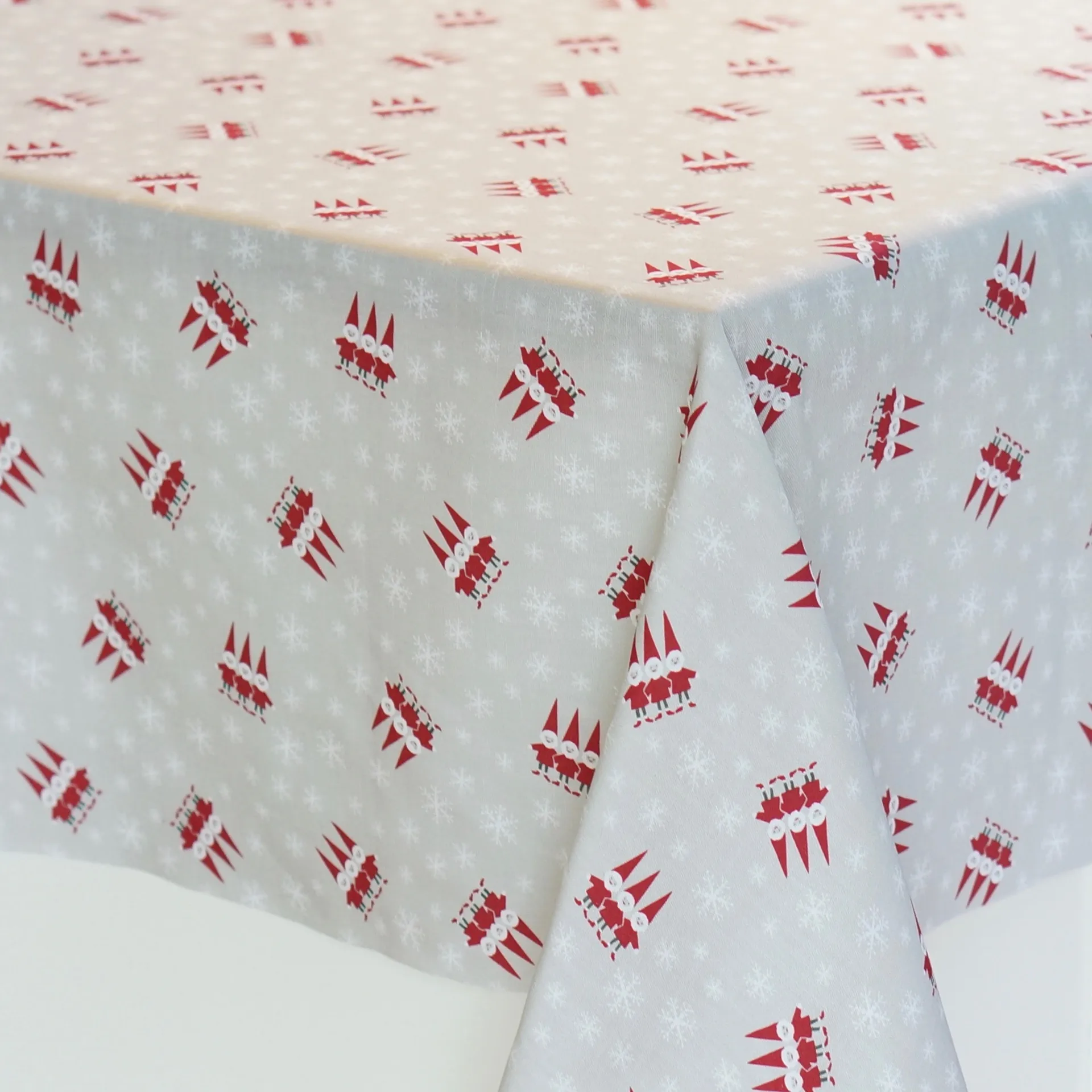 Weihnachtself Wachstuch 145 x 220cm, Beige Almedahls