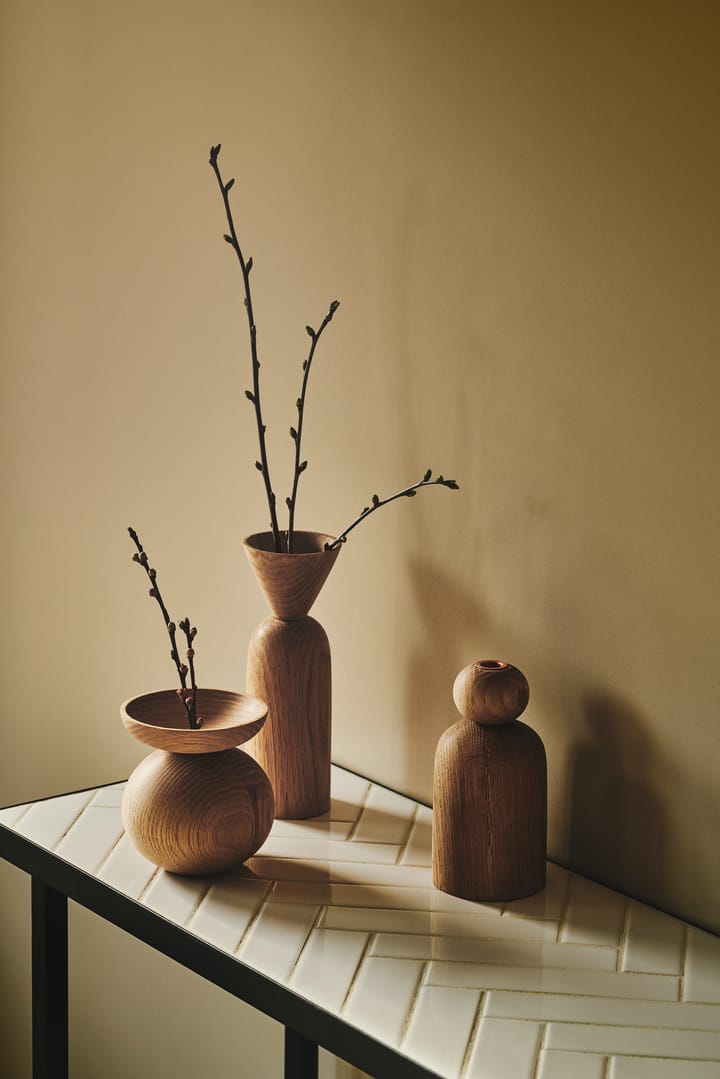 Shape ball Vase, Eiche Applicata
