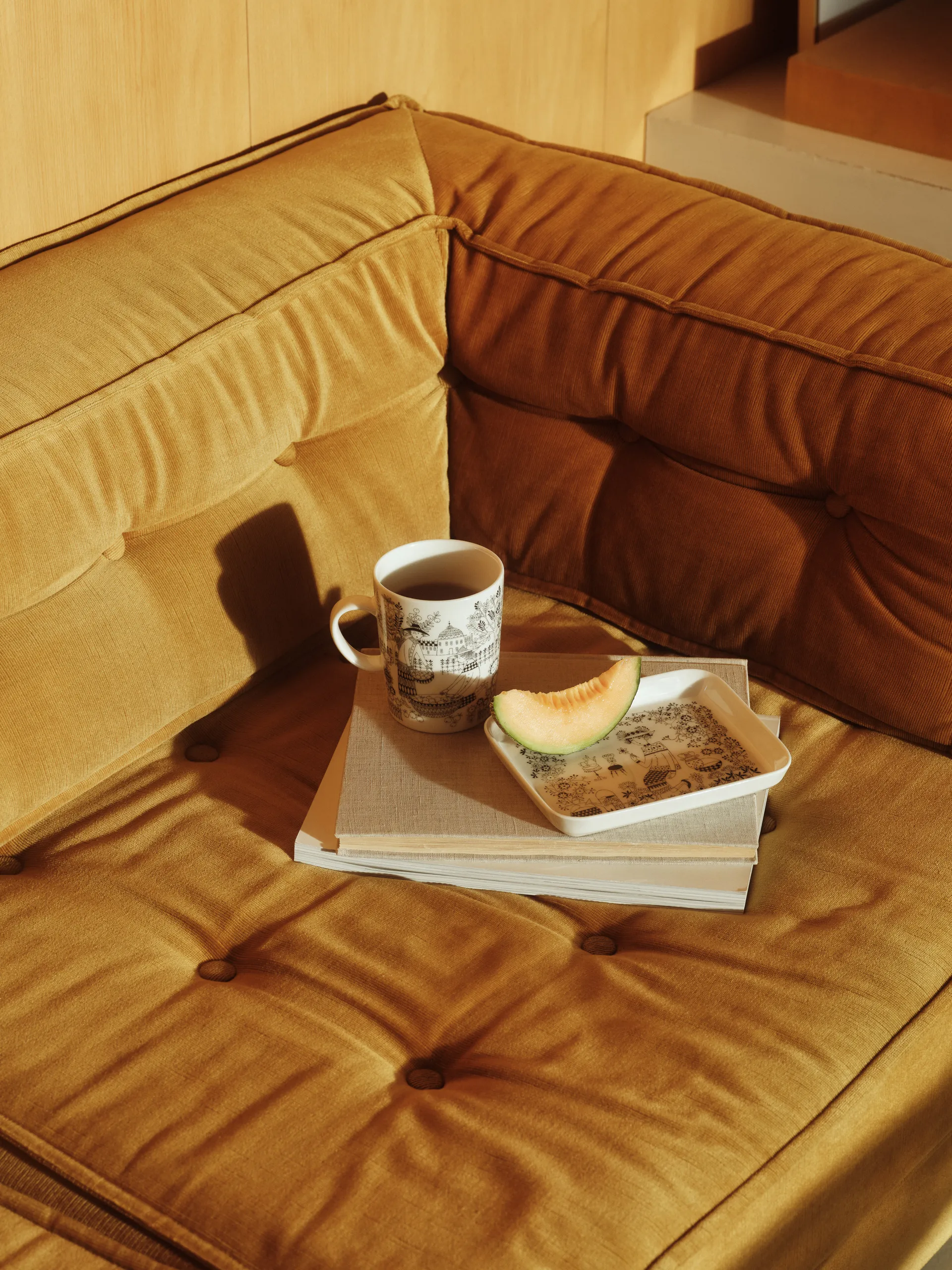 Emilia Becher 50 cl, Schwarz-weiß Arabia