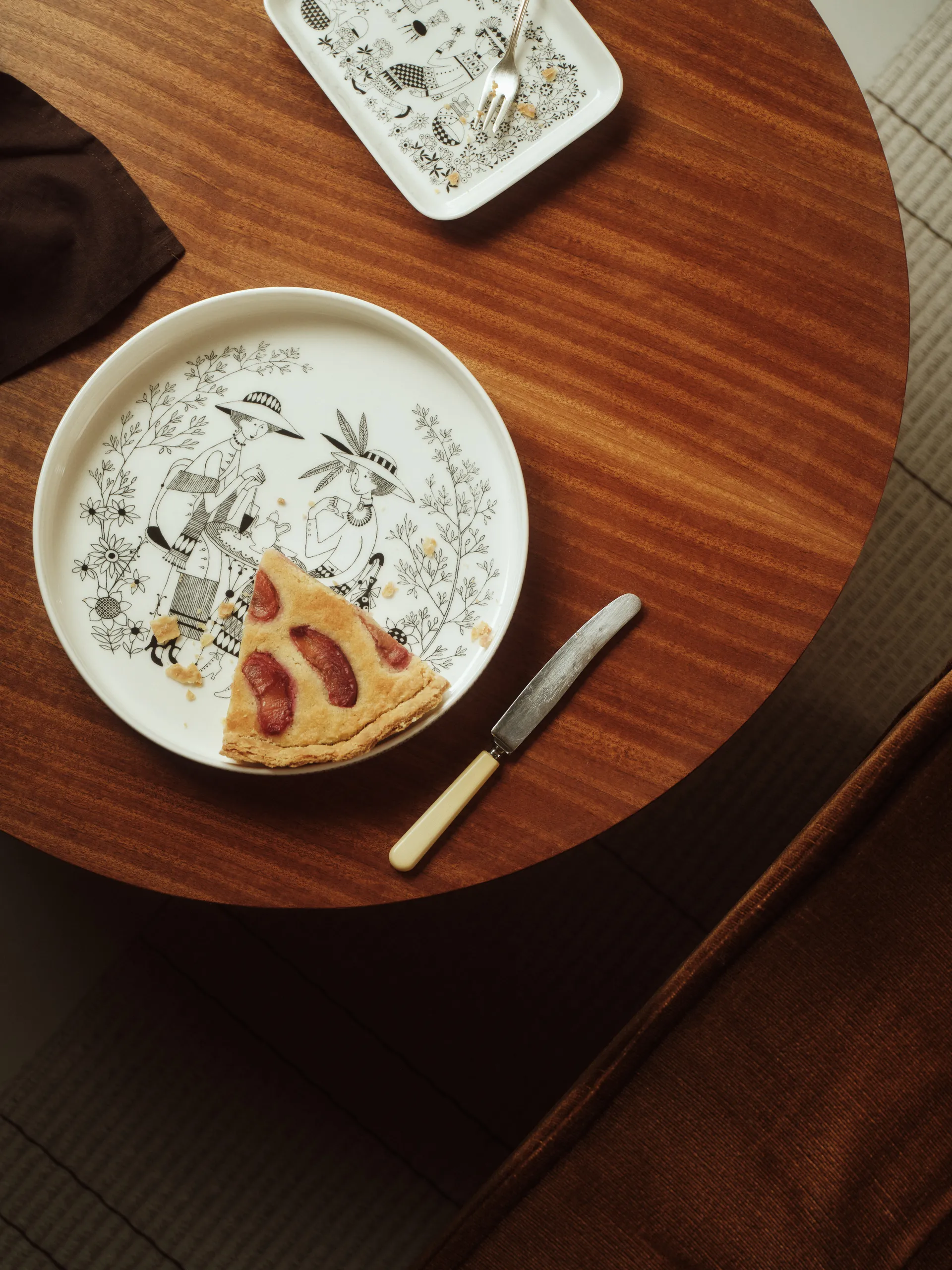 Emilia Teller 15x19 cm, Schwarz-weiß Arabia