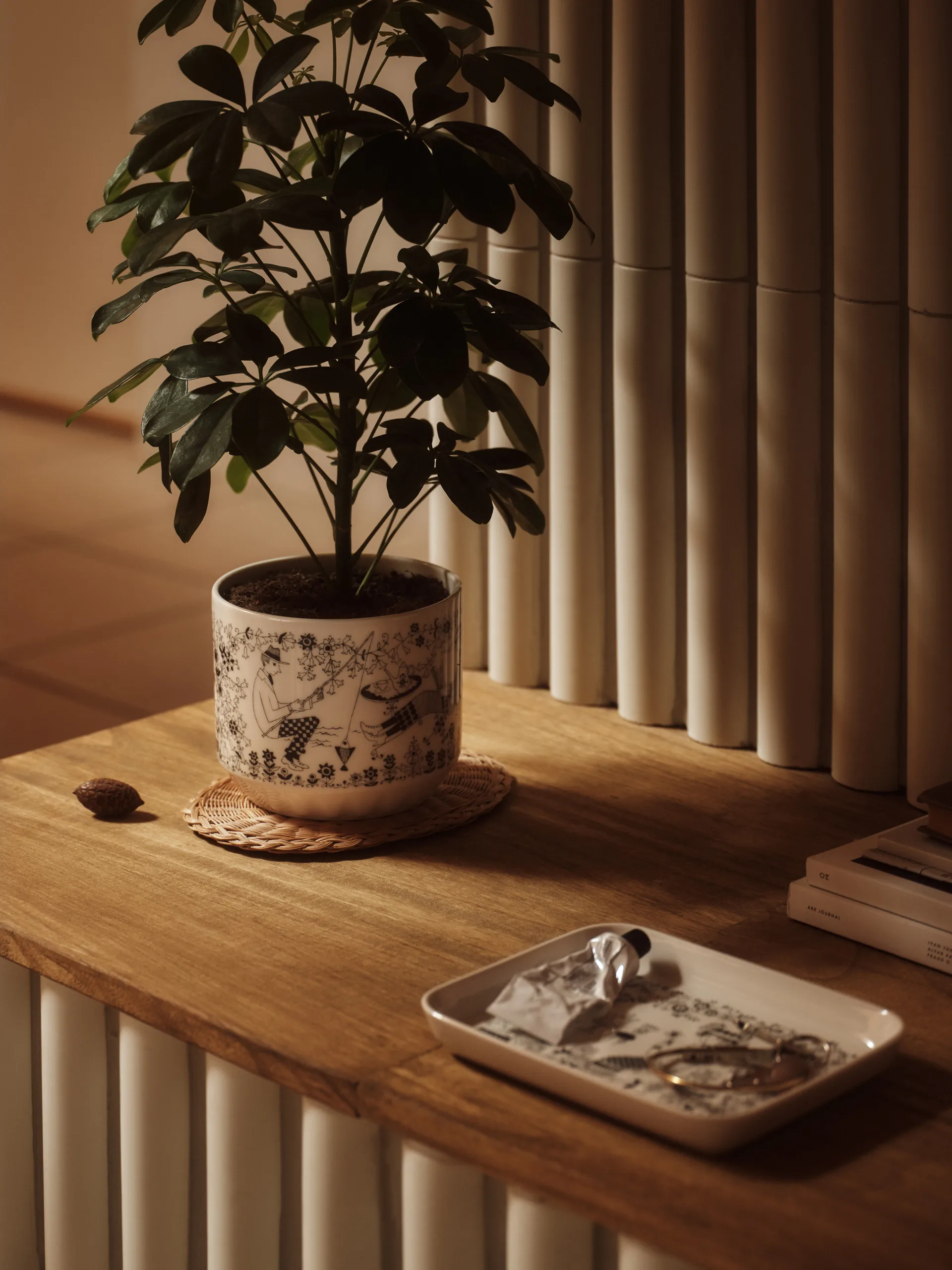 Emilia Teller 15x19 cm, Schwarz-weiß Arabia