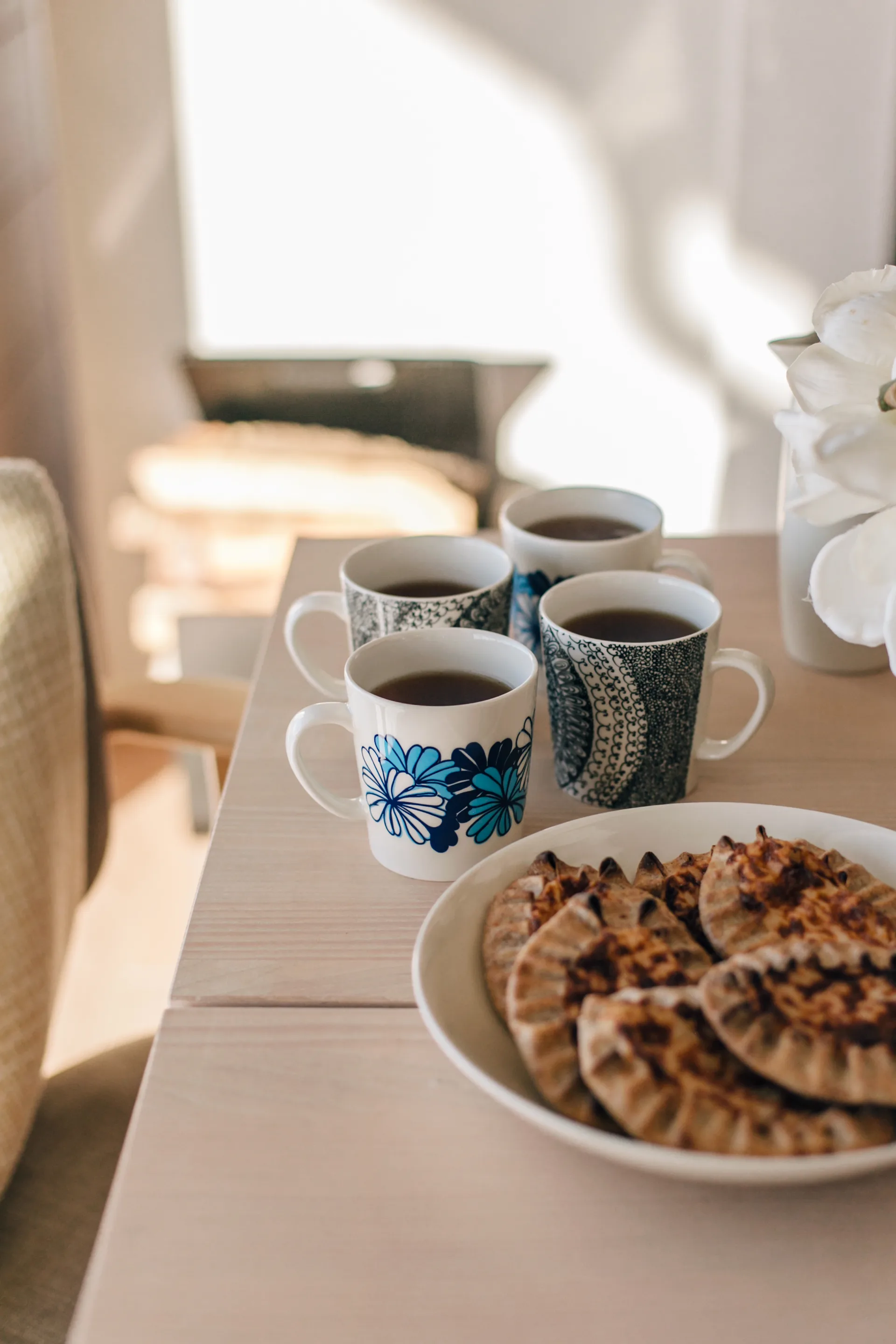 Esteri Tomula Arabia Mixset Tasse 30cl 5 Teile, Blau-schwarz Arabia