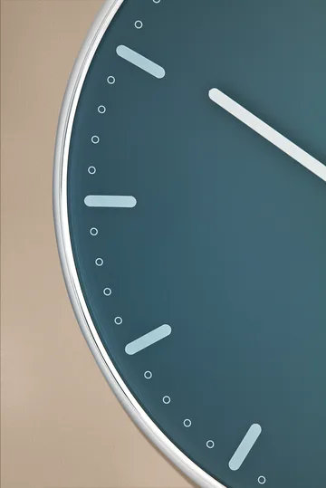 Arne Jacobsen City Hall Wanduhr - Blau, Ø29 cm - Arne Jacobsen Clocks