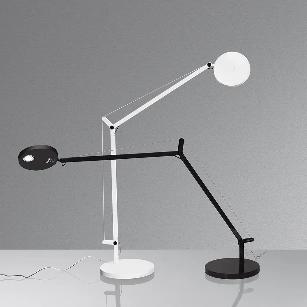 Demetra Tischleuchte - Glossy black,  Artemide