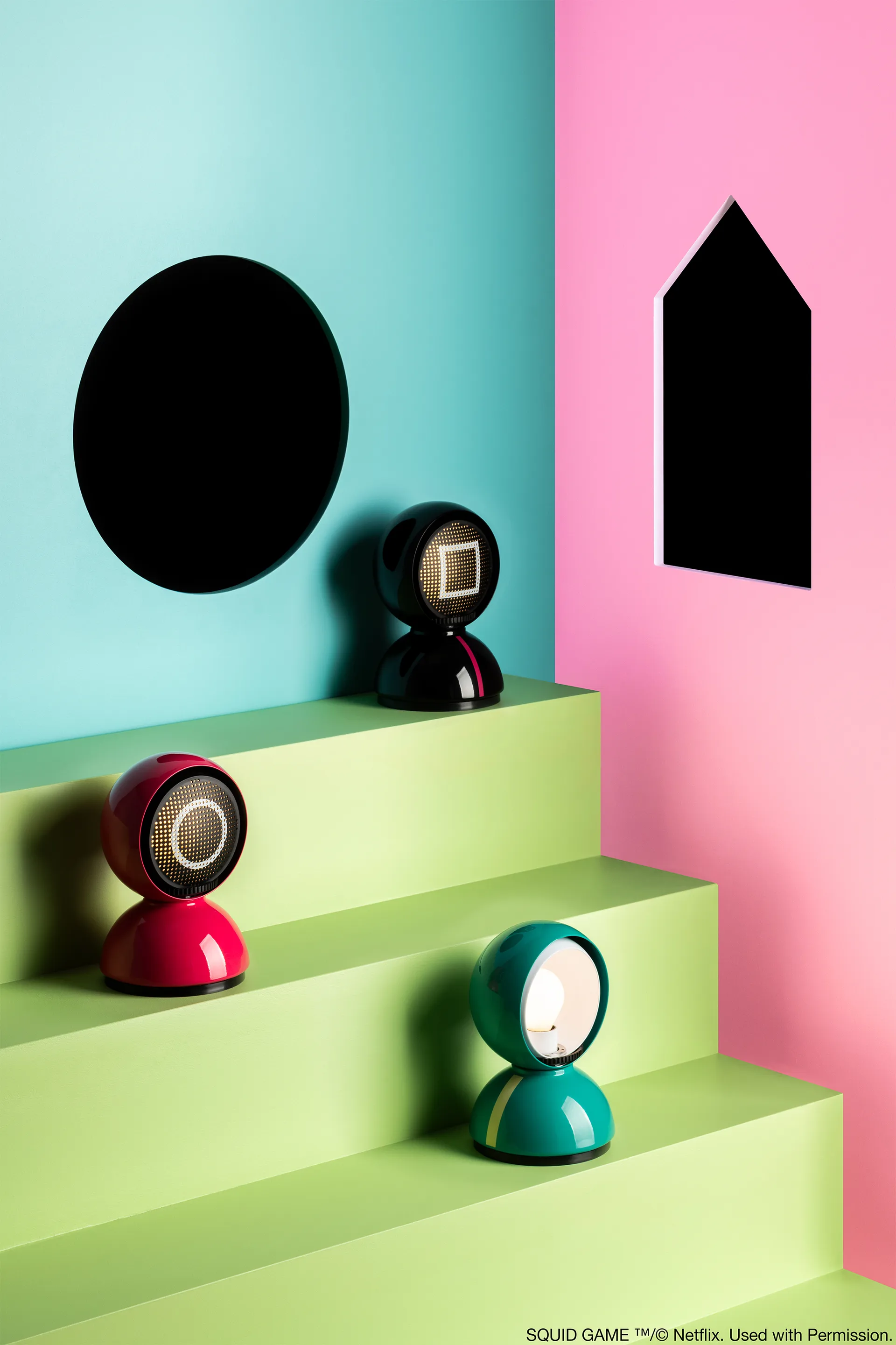 Eclisse x Squid Game Tischlampe Special Edition, Guard black Artemide