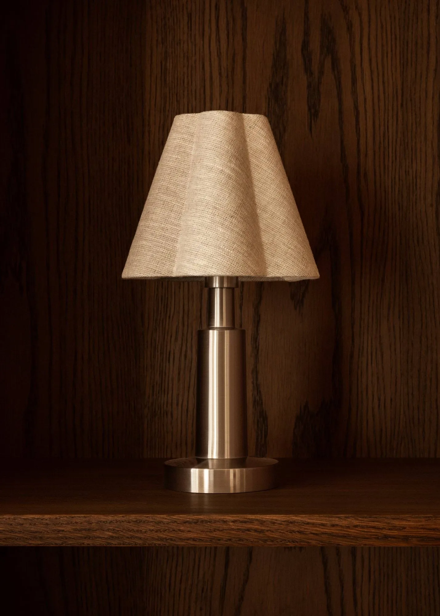 Admiral tragbare Tischlampe, Chrome-linen, 27 cm Audo Copenhagen