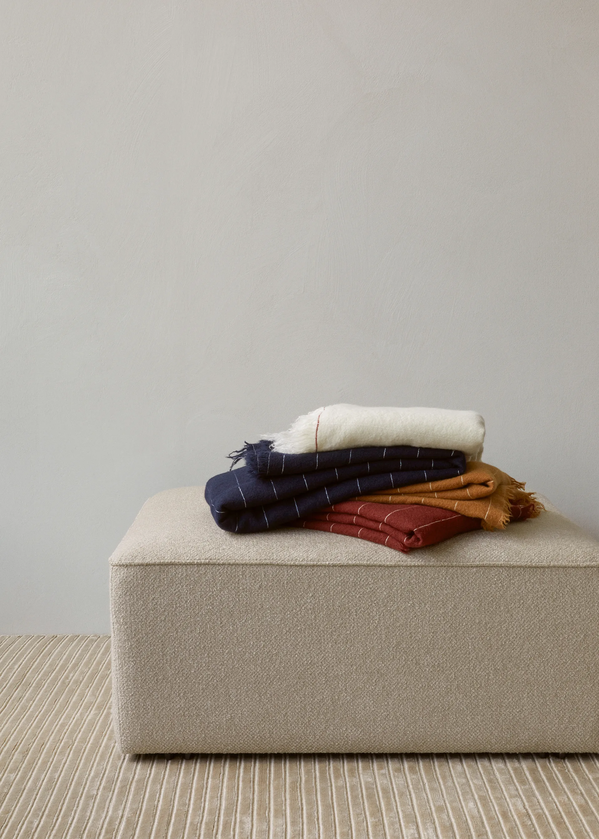 Battus Wolldecke 130 x 185cm, Indigo Audo Copenhagen