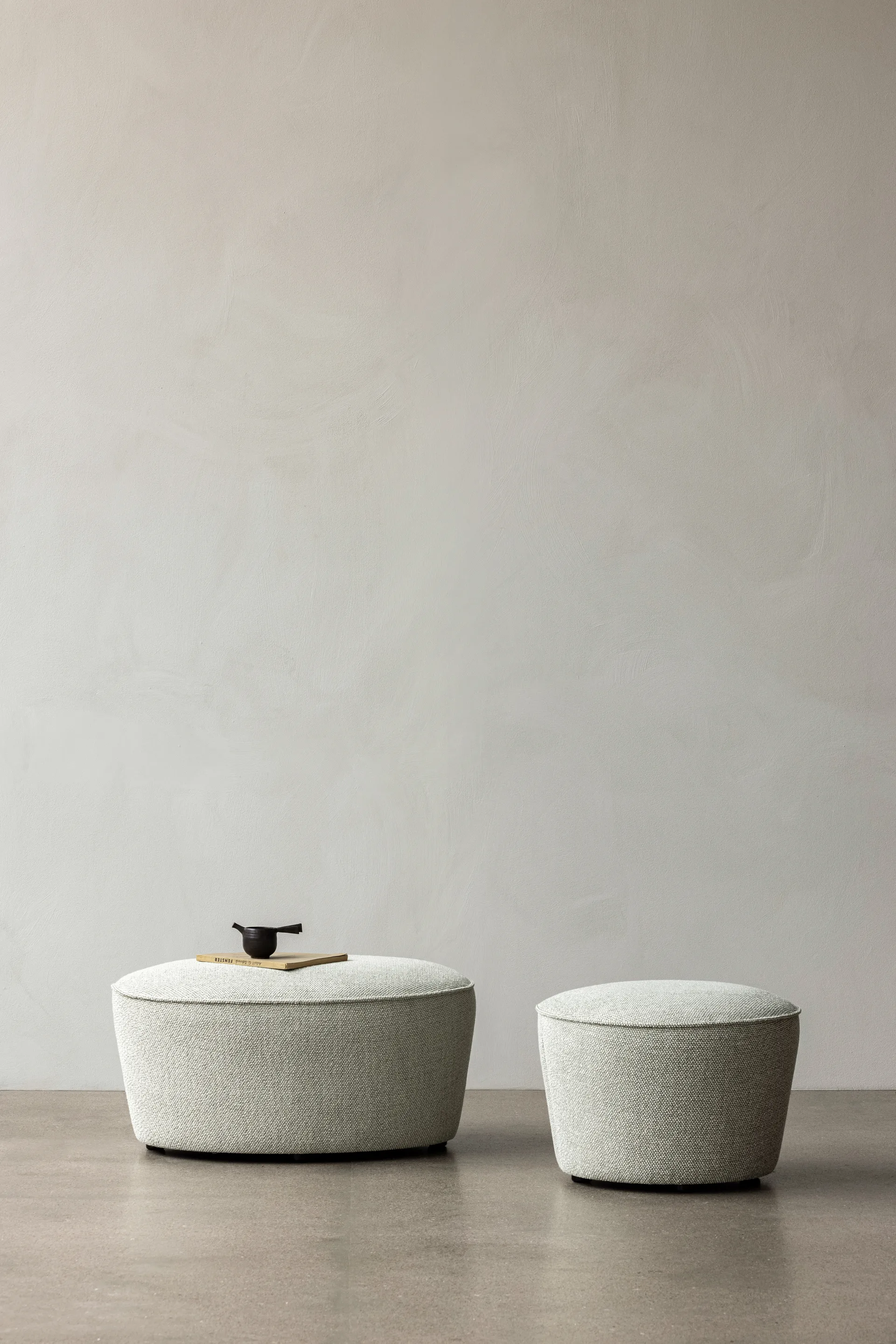 Cairn Pouf Ø60cm, Safire 006 Audo Copenhagen