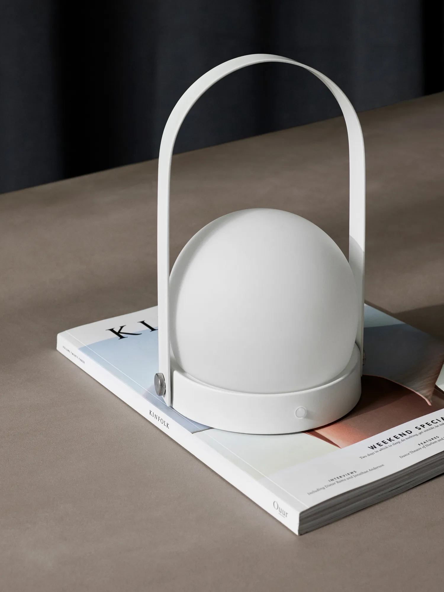 Carrie Tragbare Tischleuchte, White Audo Copenhagen