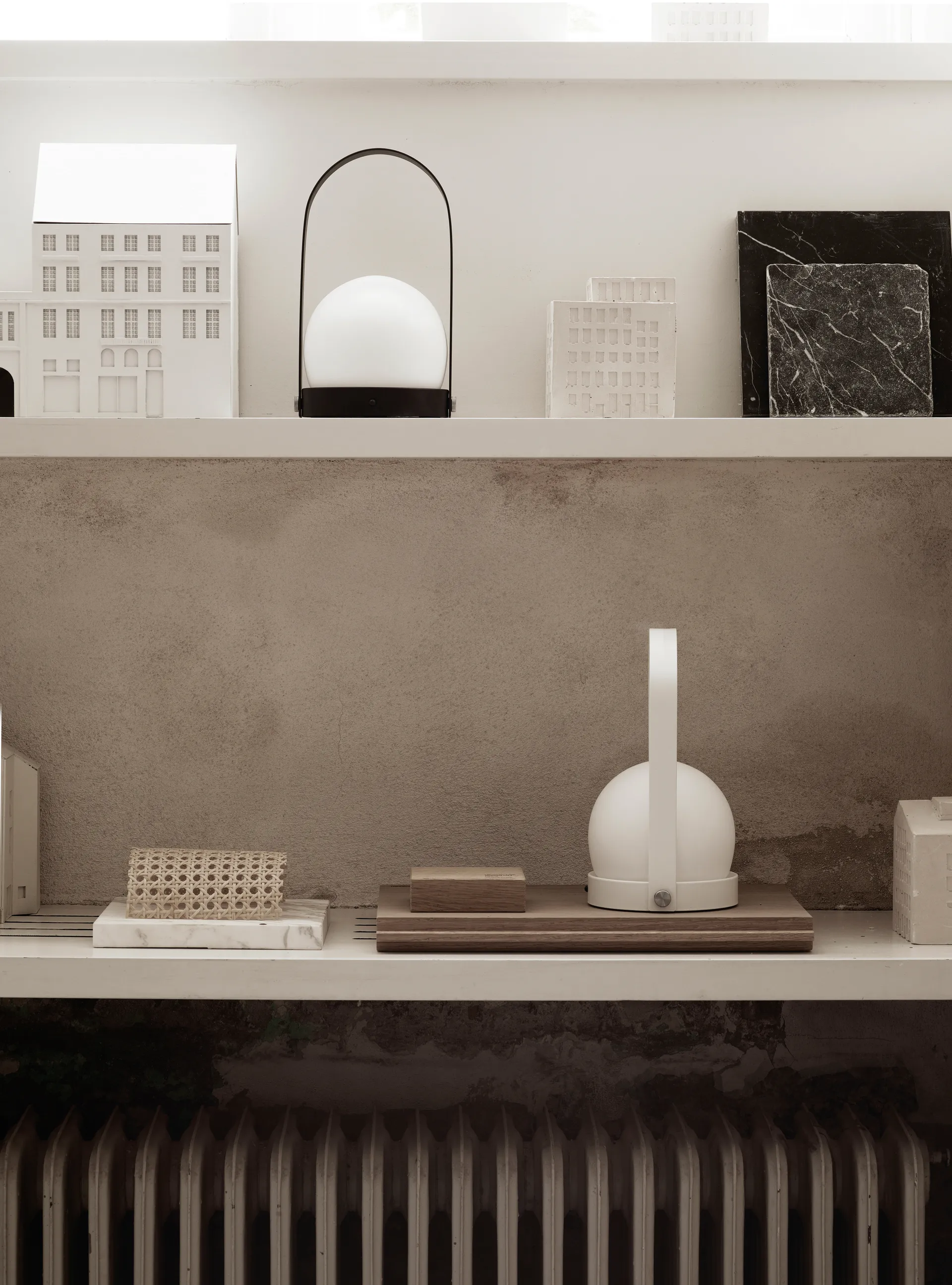 Carrie Tragbare Tischleuchte, White Audo Copenhagen