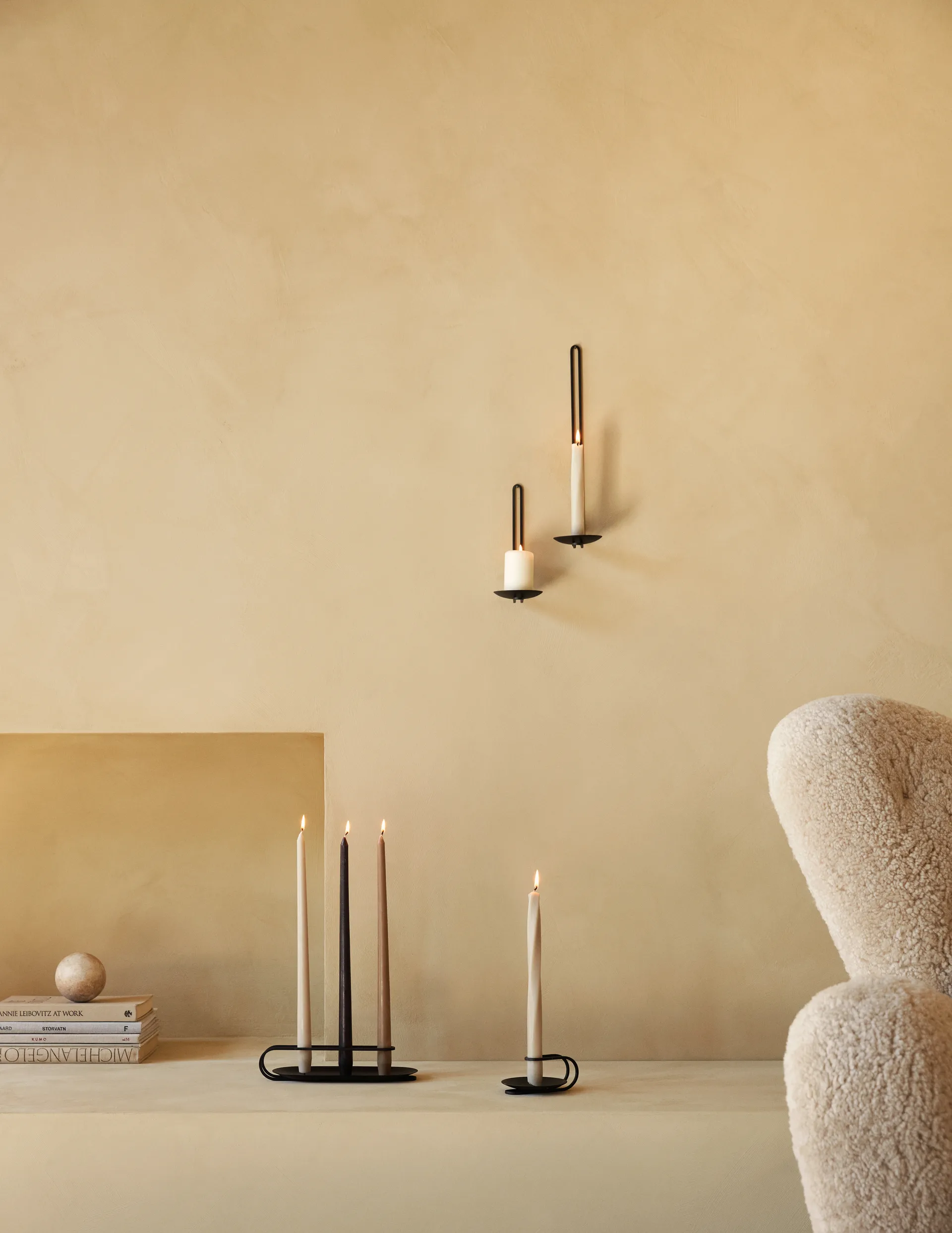 Clip Kerzenständer Wand 34 cm, Schwarz Audo Copenhagen