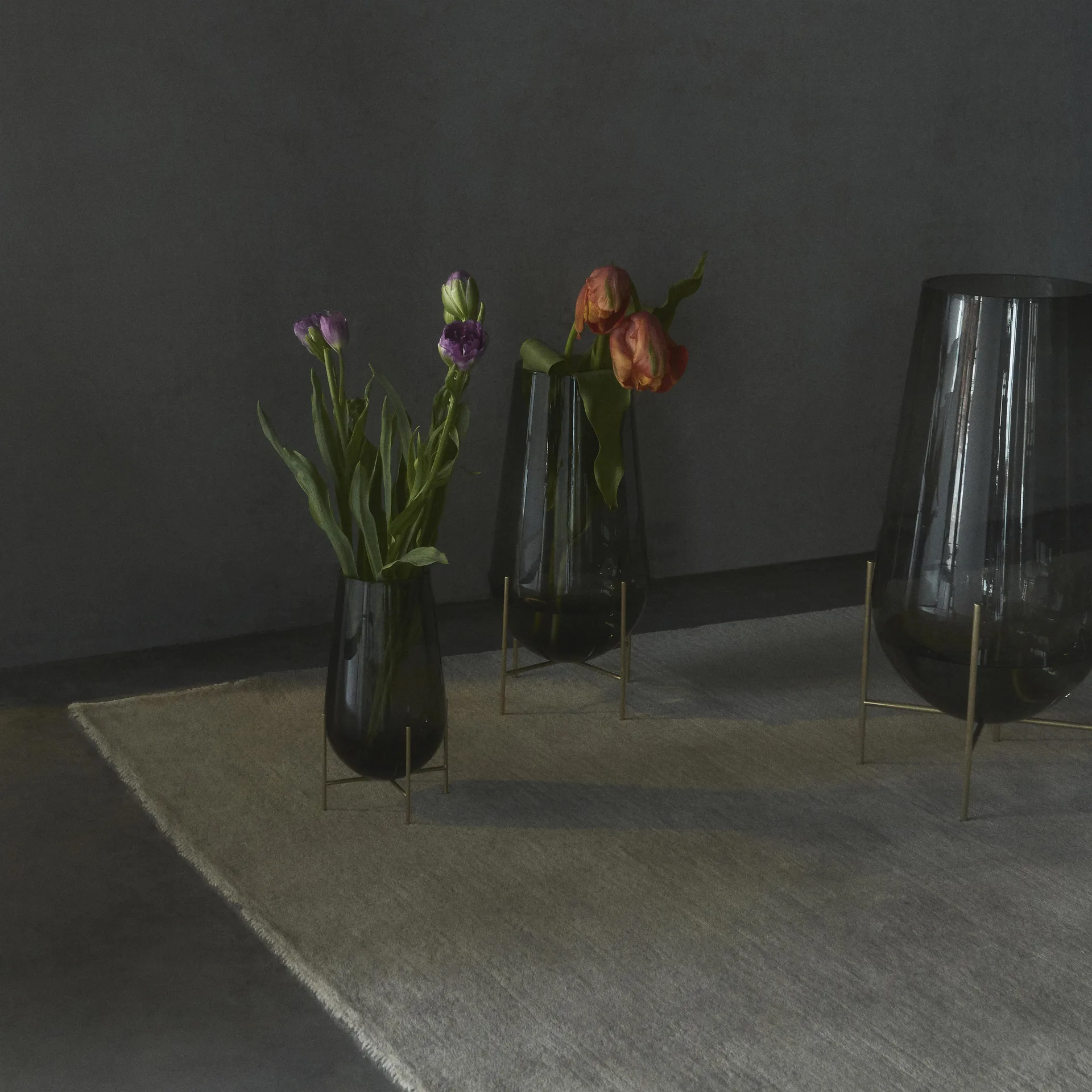 Échasse Vase klein, Smoke Audo Copenhagen