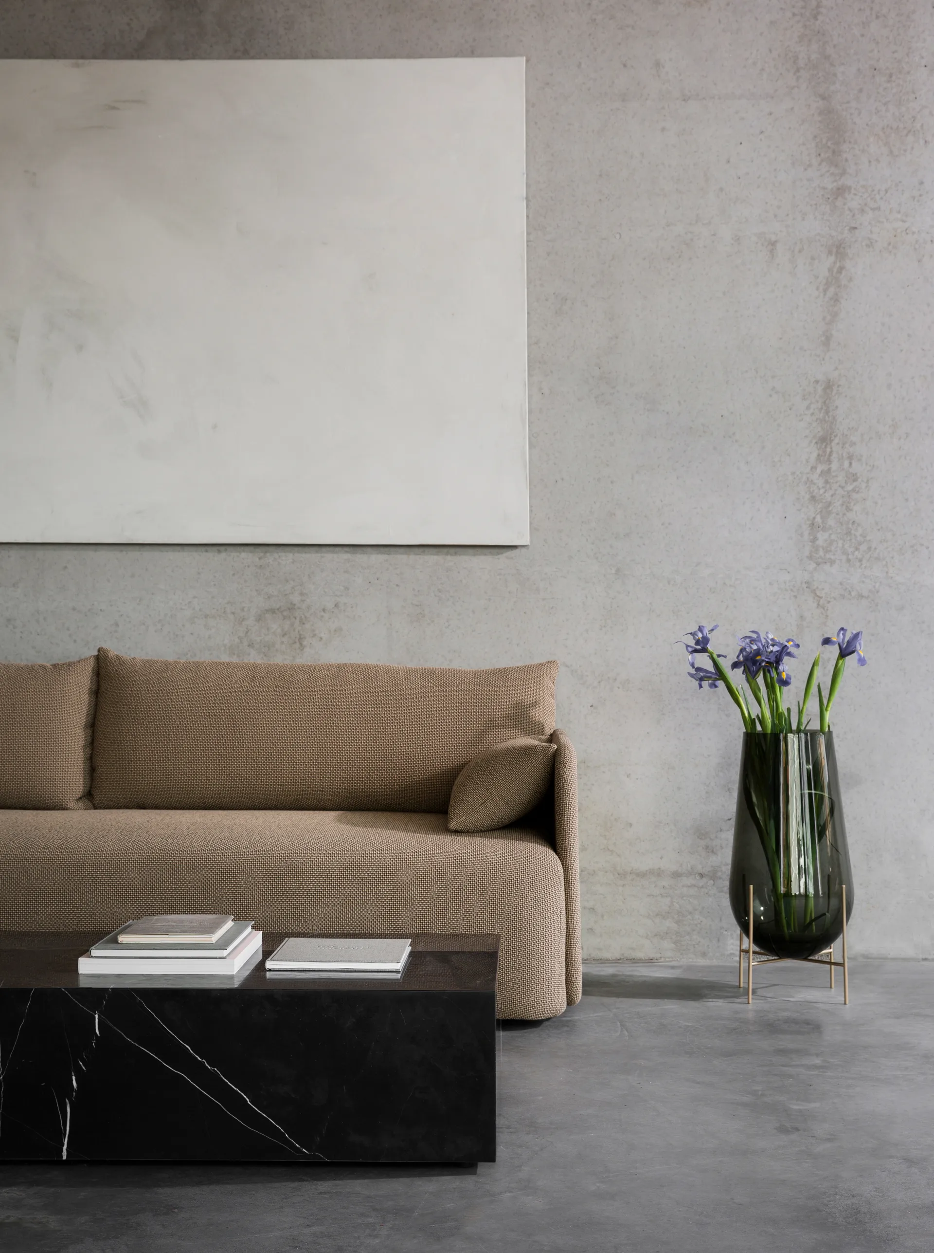 Échasse Vase, Rauchglas Audo Copenhagen