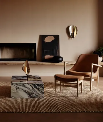 Flambeau Kerzenständer Wand 40 cm - Black-polished Brass - Audo Copenhagen